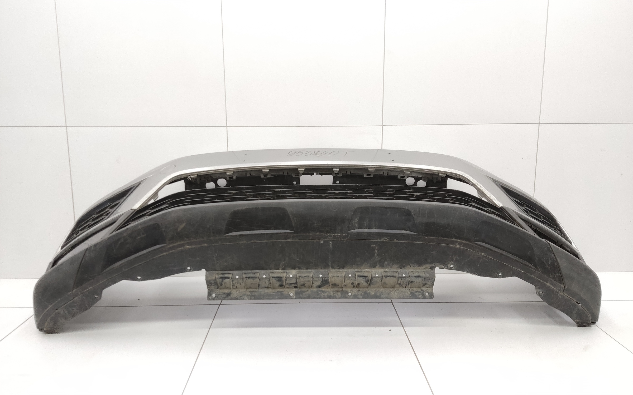 Бампер передний Volkswagen Tiguan 2