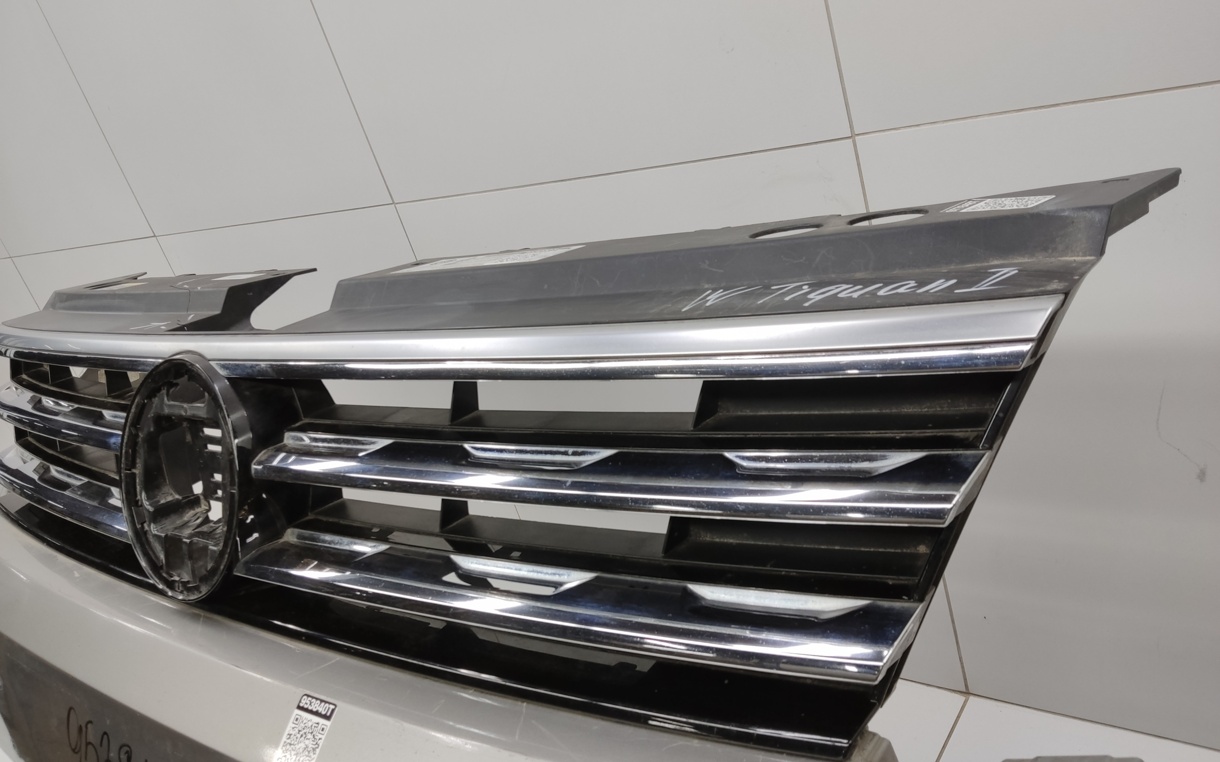 Бампер передний Volkswagen Tiguan 2