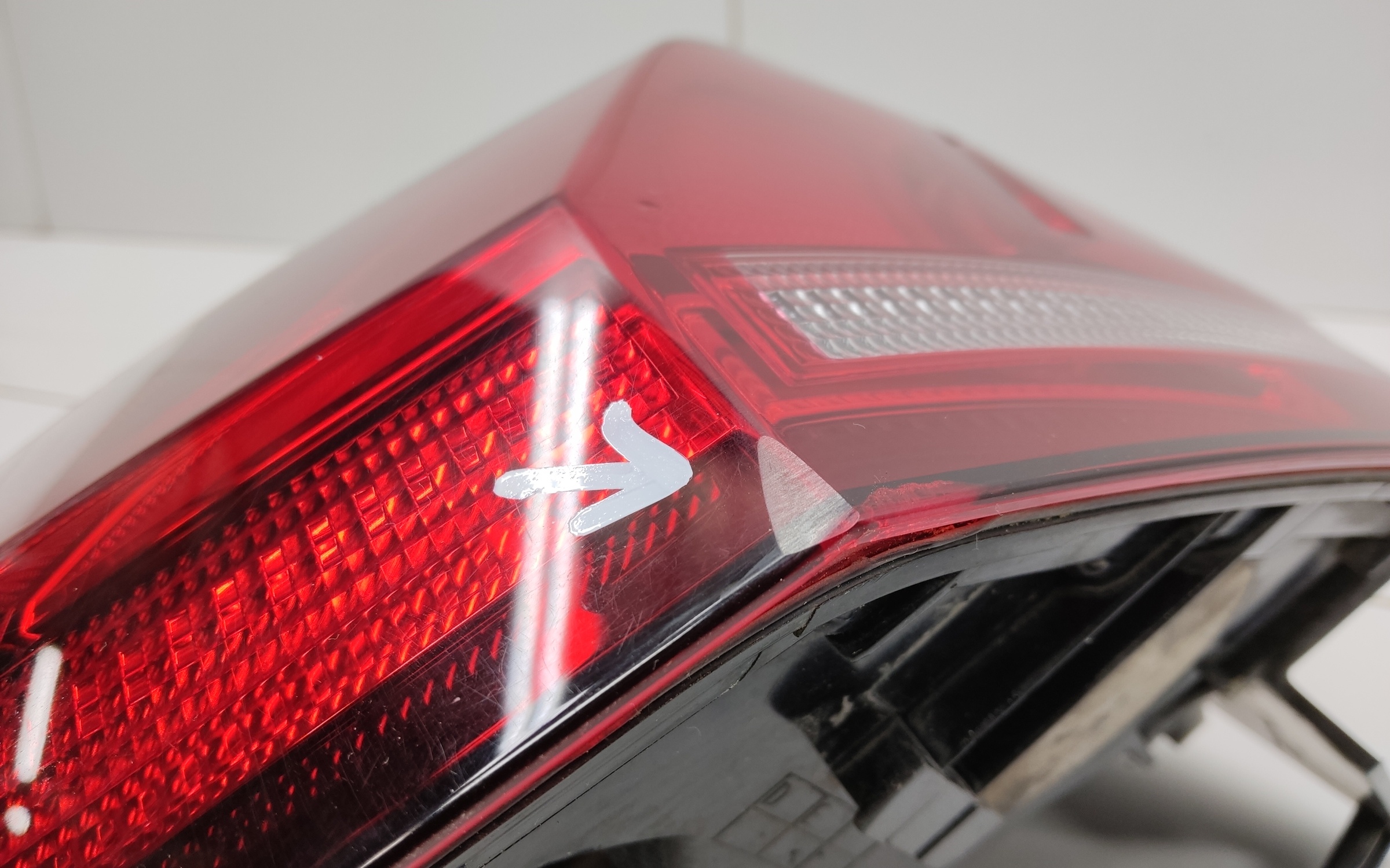 Фонарь задний левый наружный Volkswagen Tiguan 2 LED