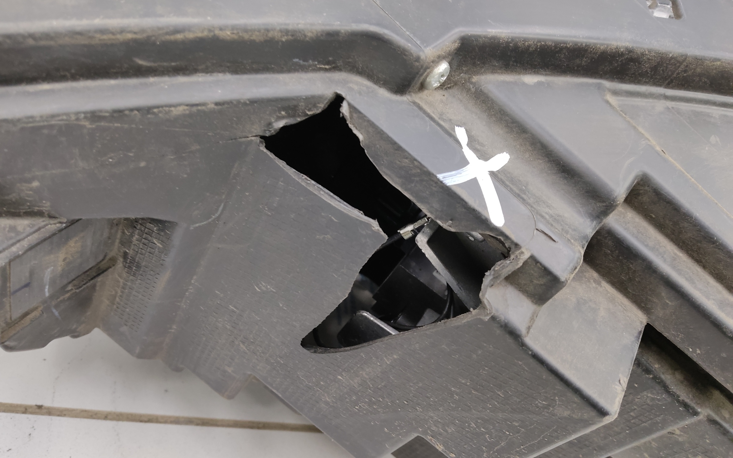 Фара передняя правая Haval Jolion LED