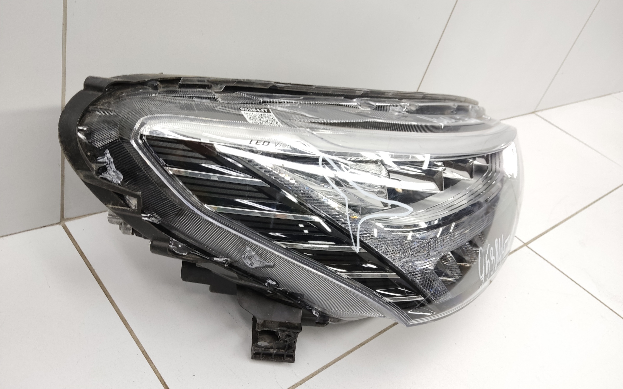 Фара передняя правая Haval Jolion LED