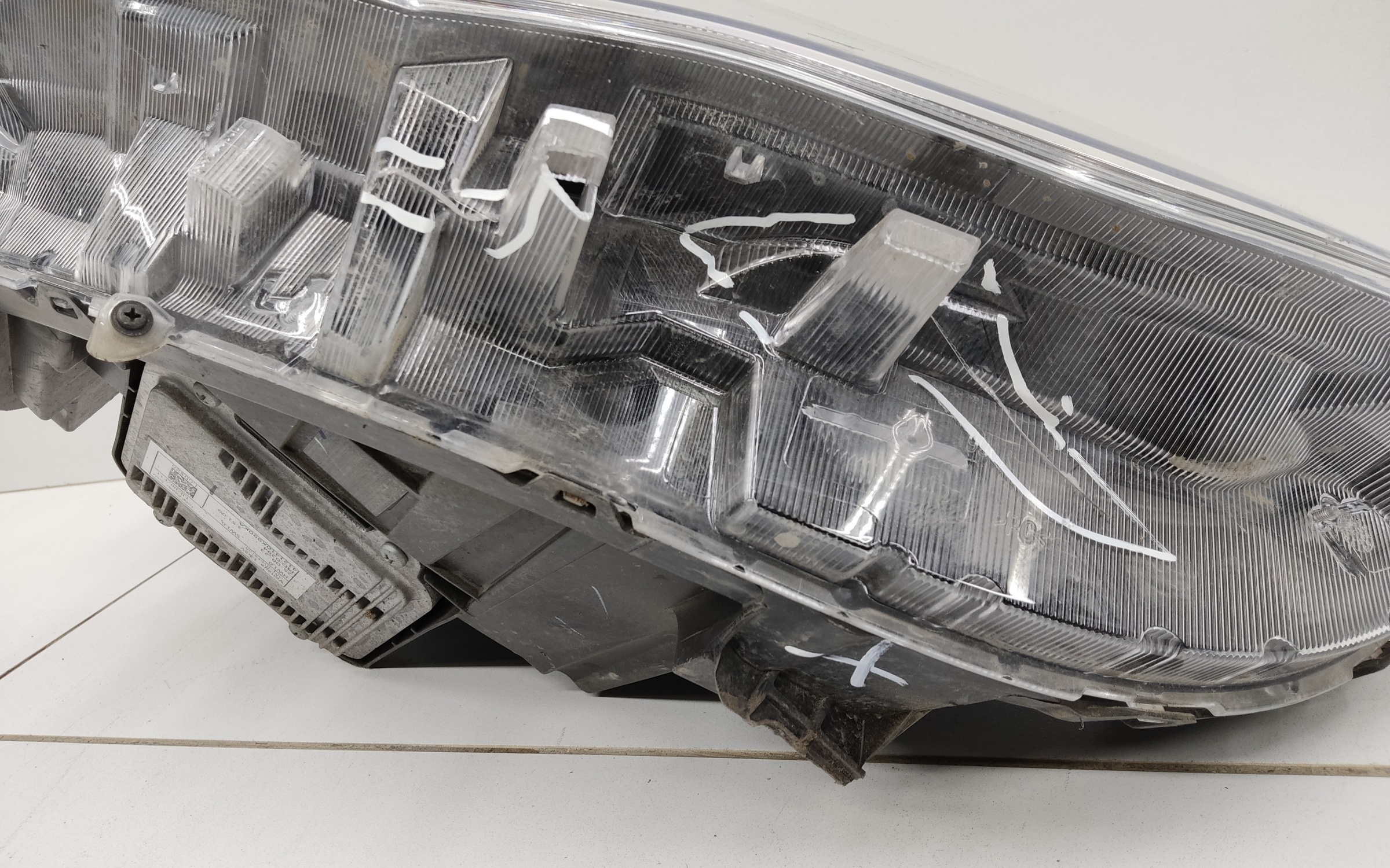 Фара передняя правая Haval Jolion LED