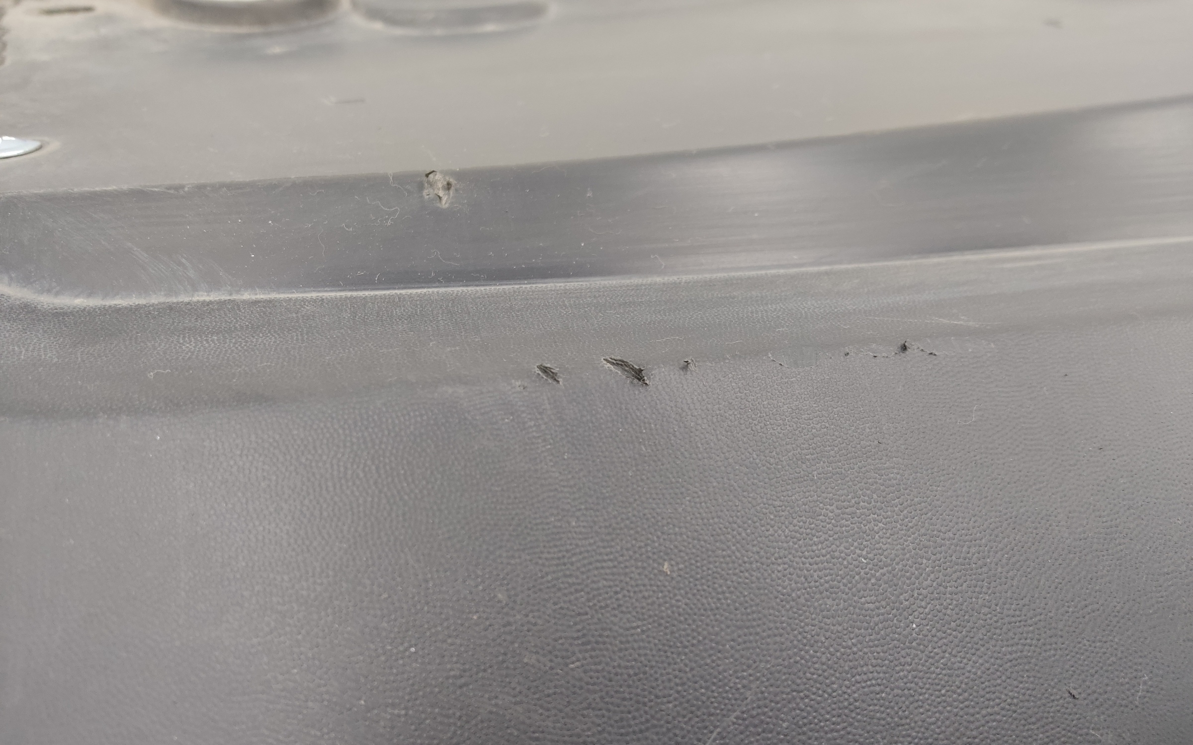 Бампер передний Renault Logan 2