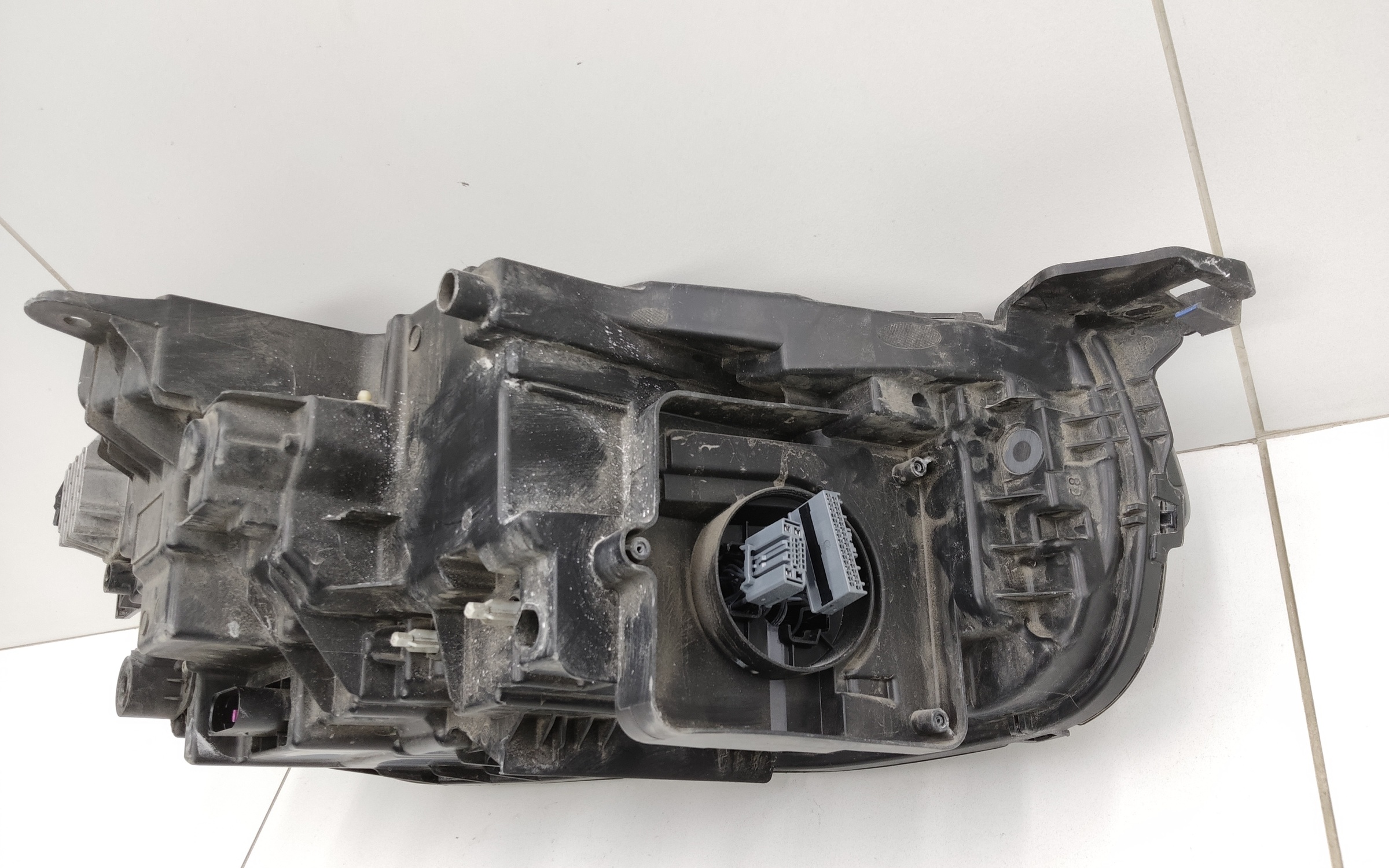 Фара передняя левая Volvo XC90 2 LED ДХО