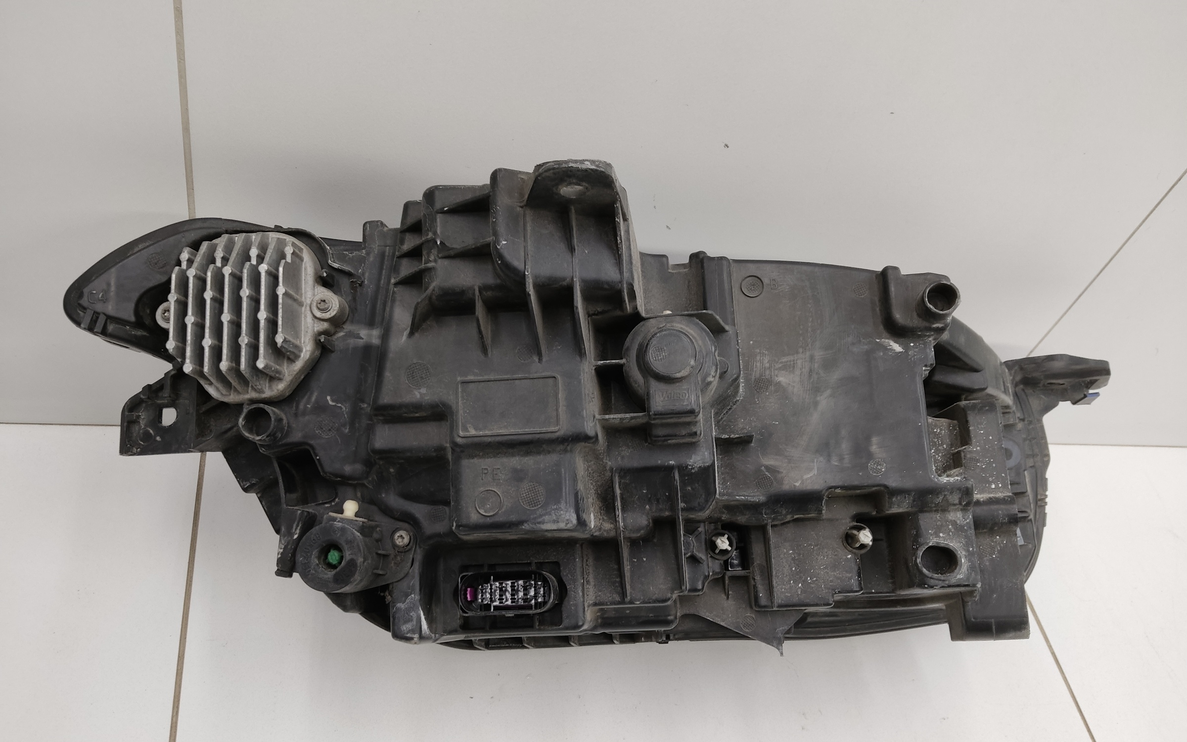 Фара передняя левая Volvo XC90 2 LED ДХО