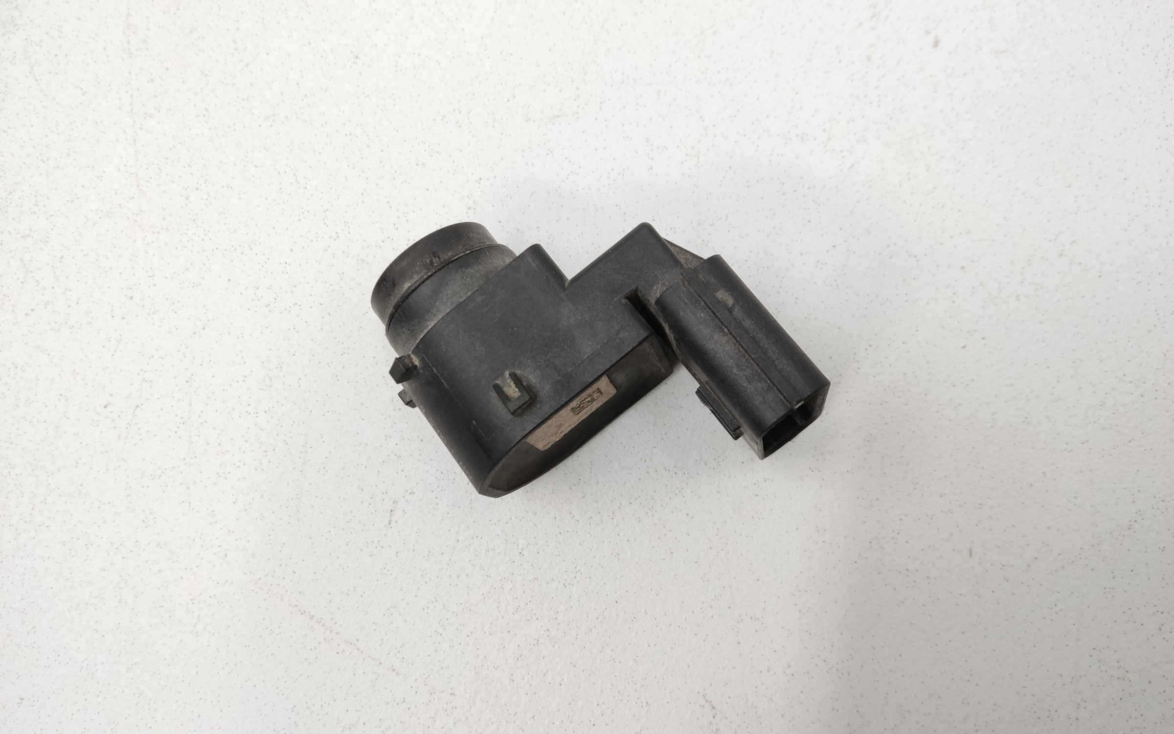 Датчик парковки передний в решетку " парктроник "  Kia Sorento 4