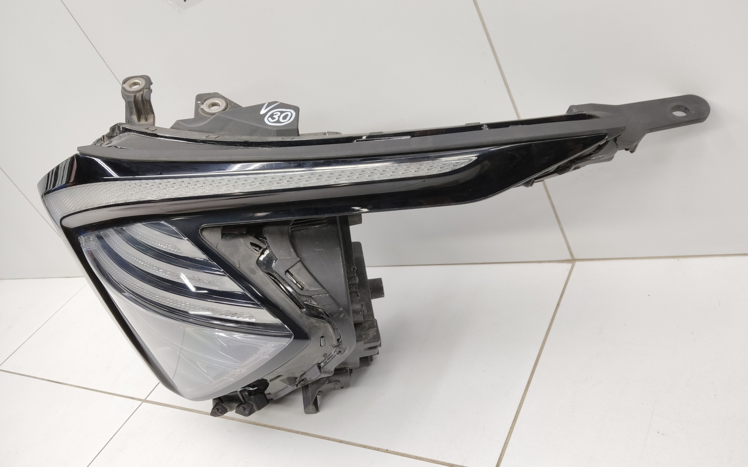 Фара передняя левая Kia Sportage 5