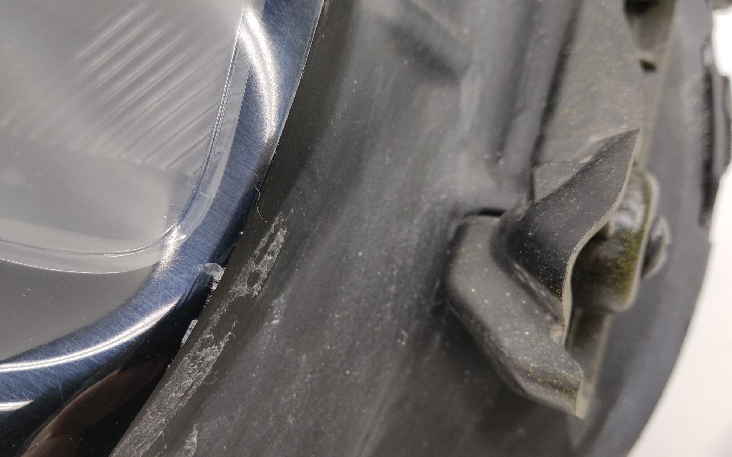 Фара передняя левая Kia Sportage 5