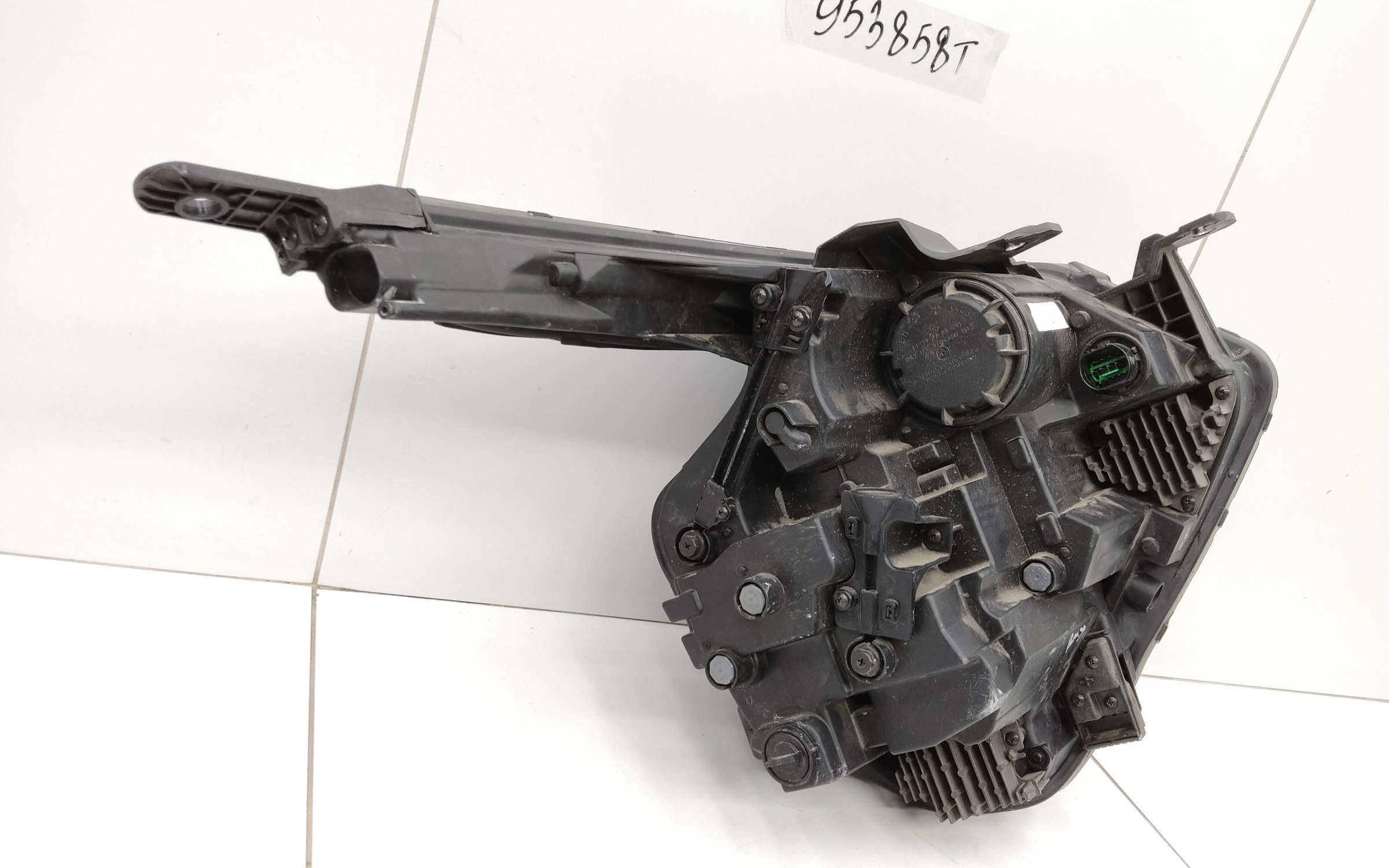 Фара передняя левая Kia Sportage 5