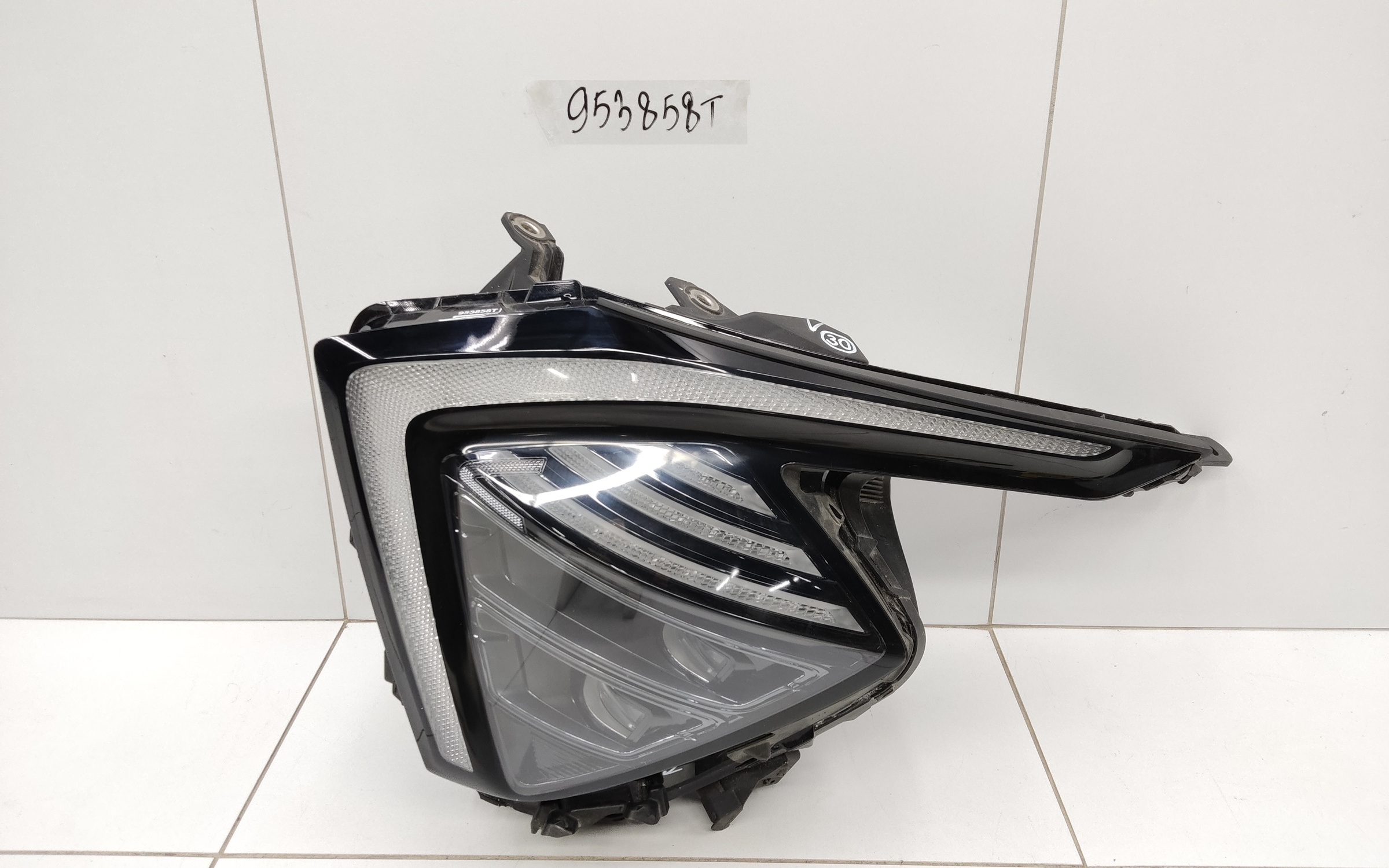 Фара передняя левая Kia Sportage 5