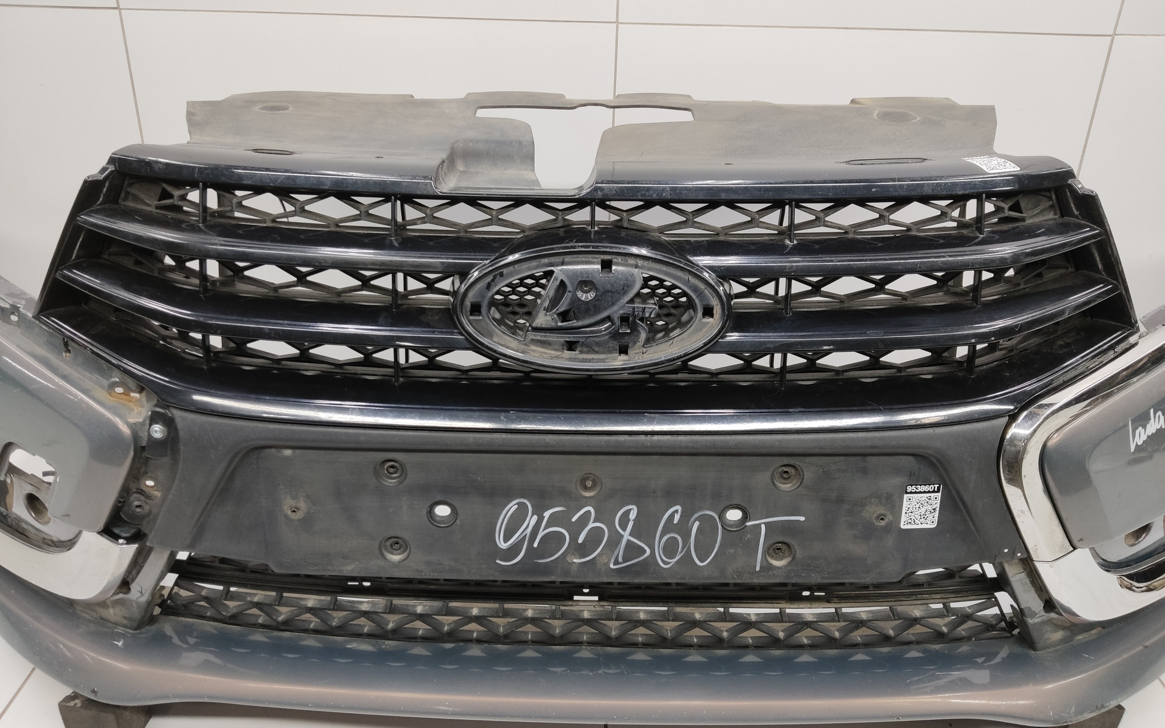 Бампер передний Lada Vesta