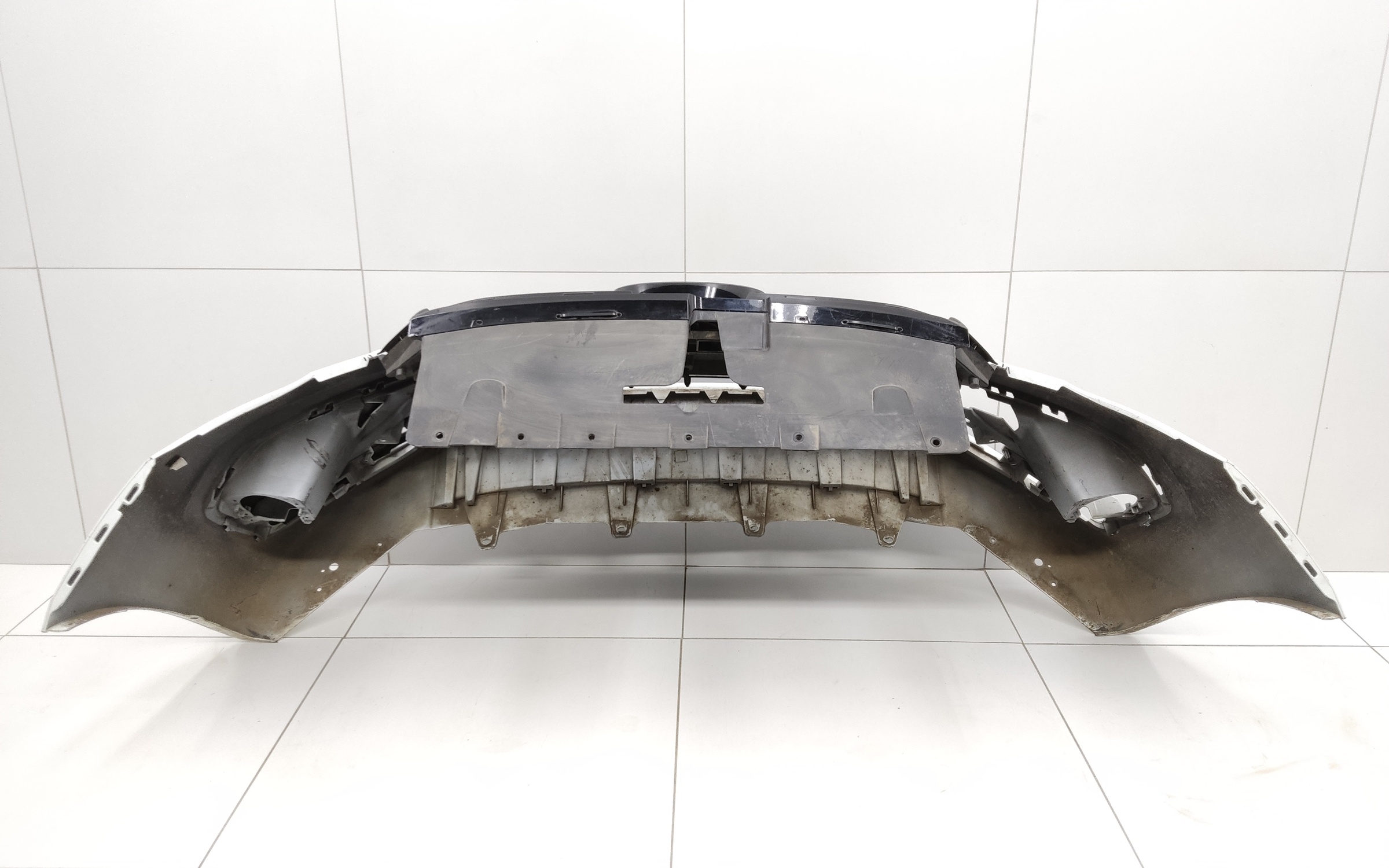 Бампер передний Lada Vesta 1 Restail