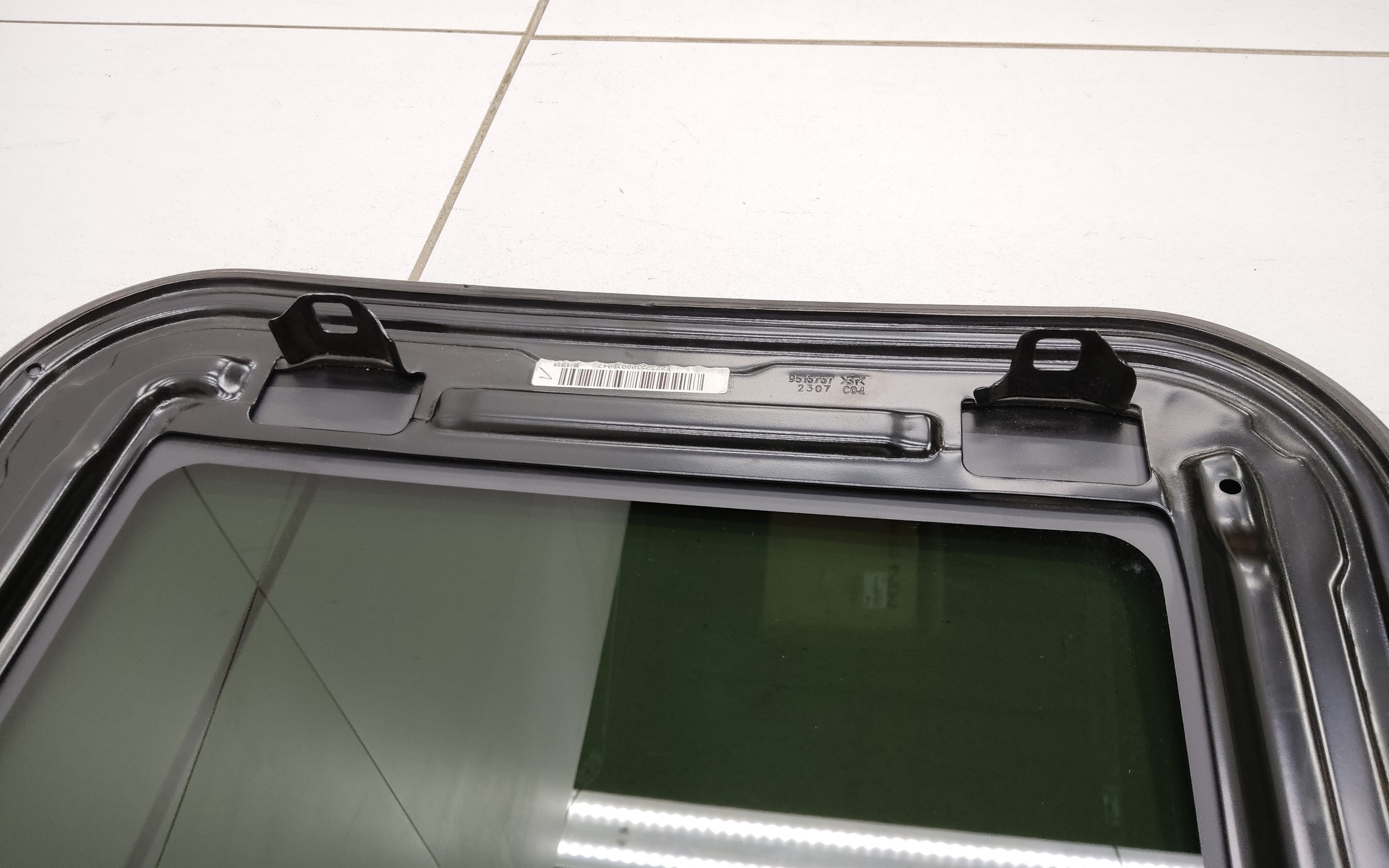 Стекло люка панорамной крыши Haval F7x