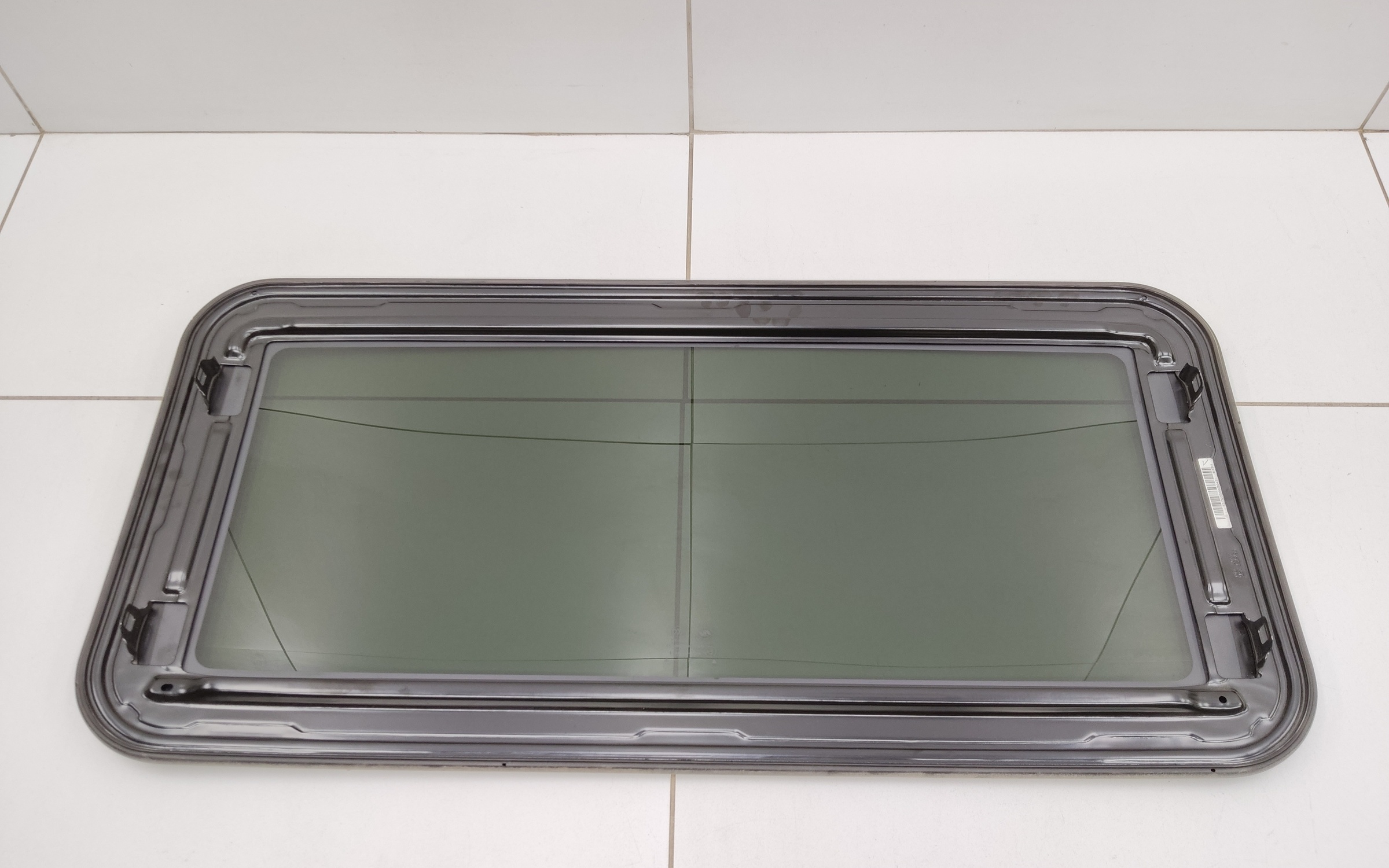 Стекло люка панорамной крыши Haval F7x