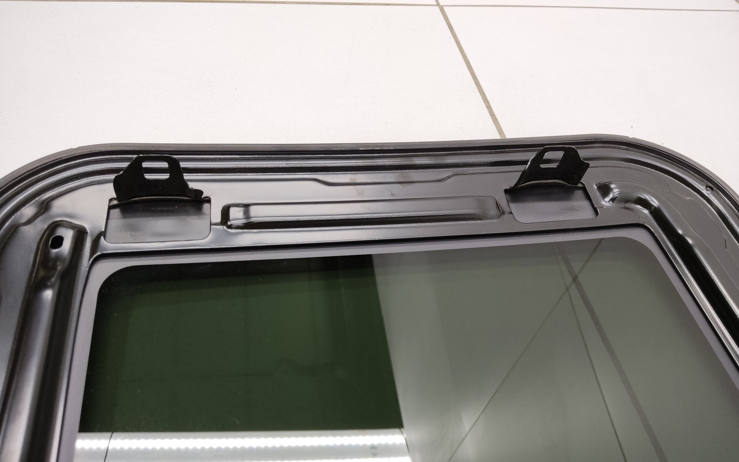 Стекло люка панорамной крыши Haval F7x