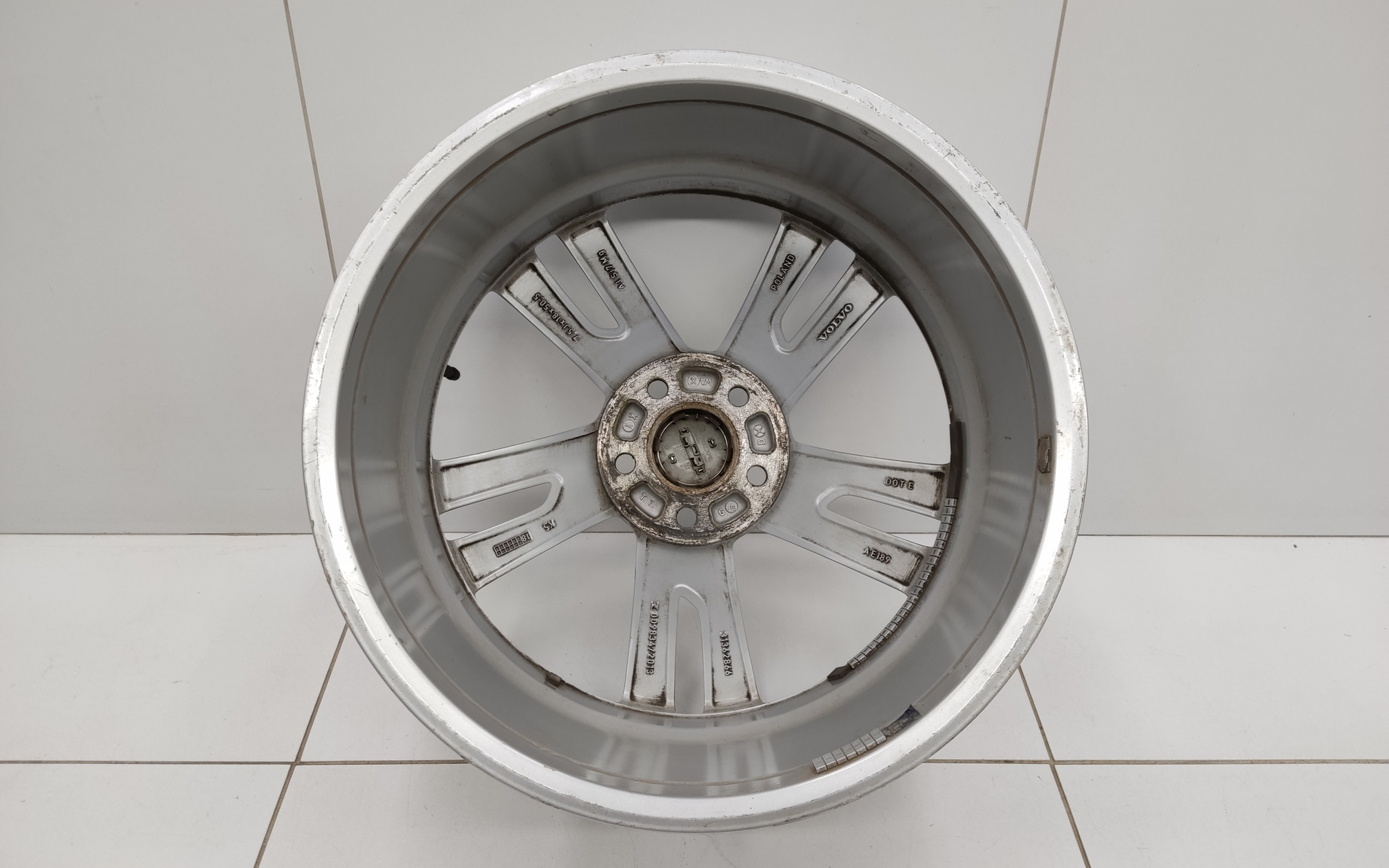 Диск колеса литой Volvo XC60 2 R18