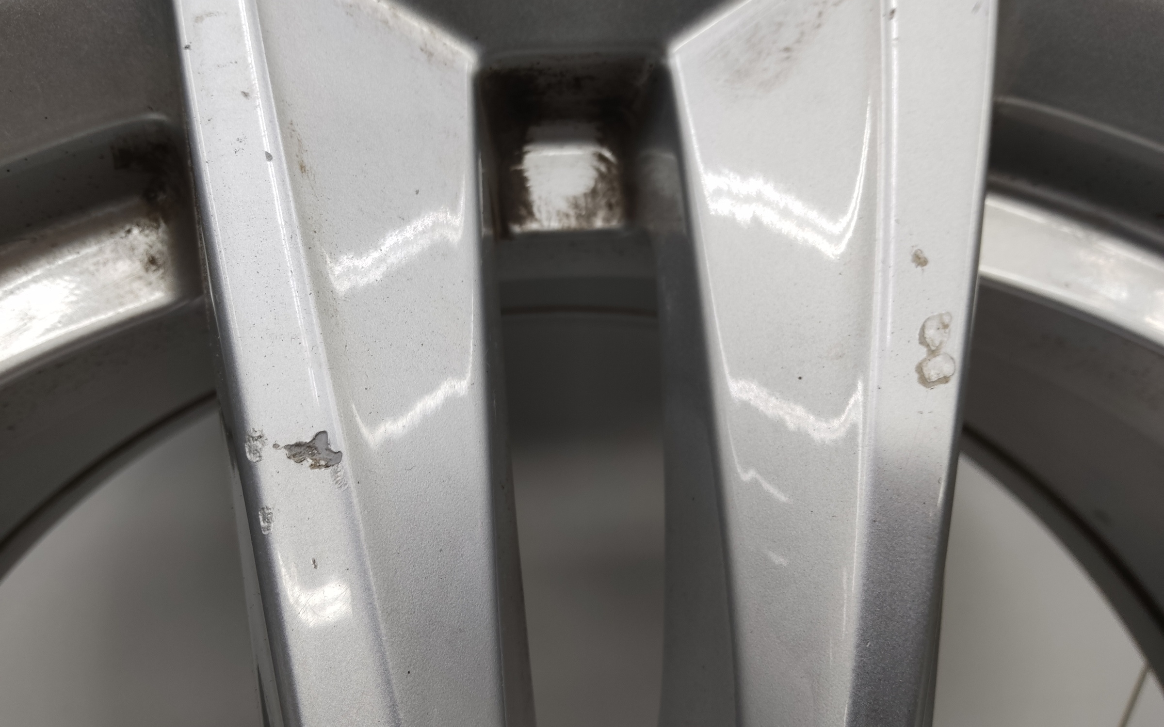 Диск колеса литой Volvo XC60 2 R18