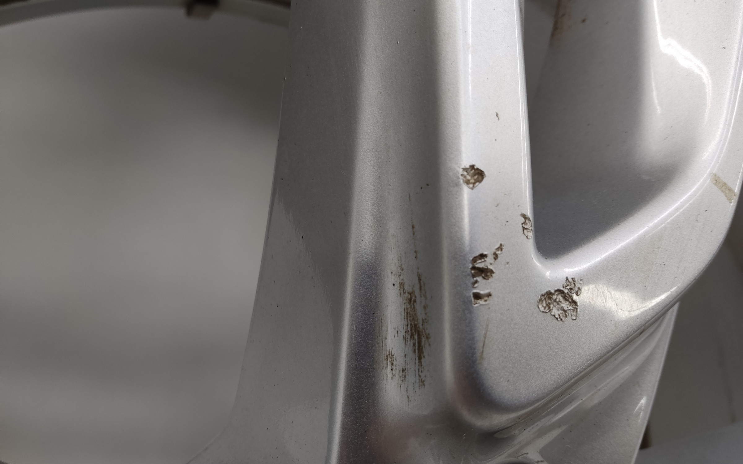 Диск колеса литой Volvo XC60 2 R18