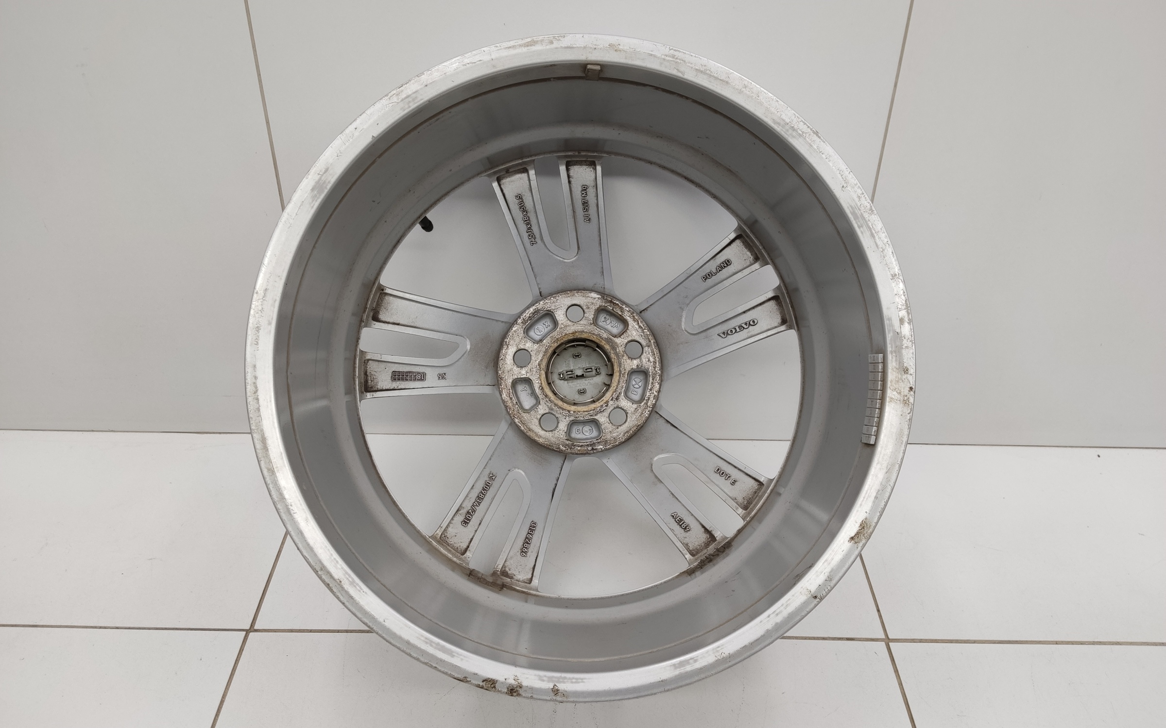 Диск колеса литой Volvo XC60 2 R18