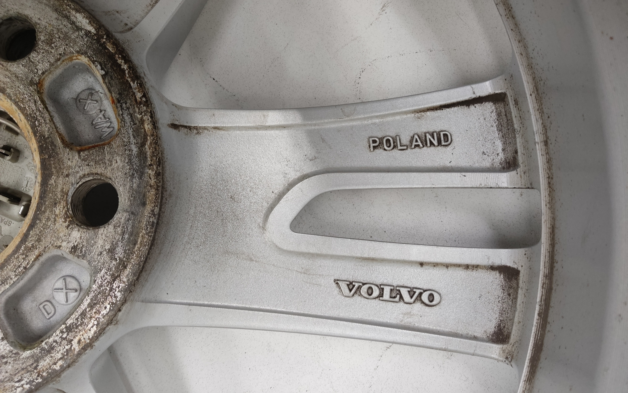 Диск колеса литой Volvo XC60 2 R18