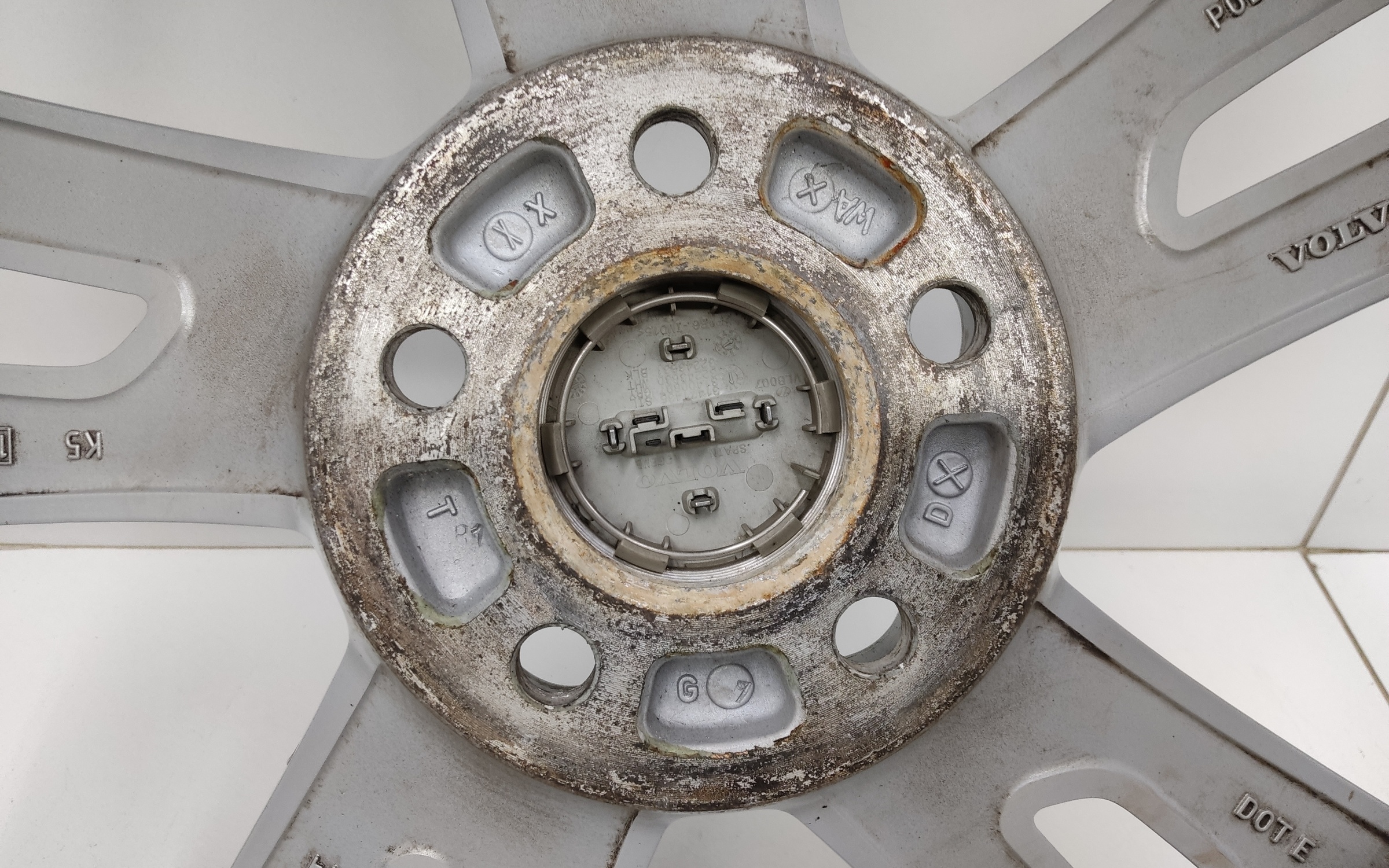 Диск колеса литой Volvo XC60 2 R18