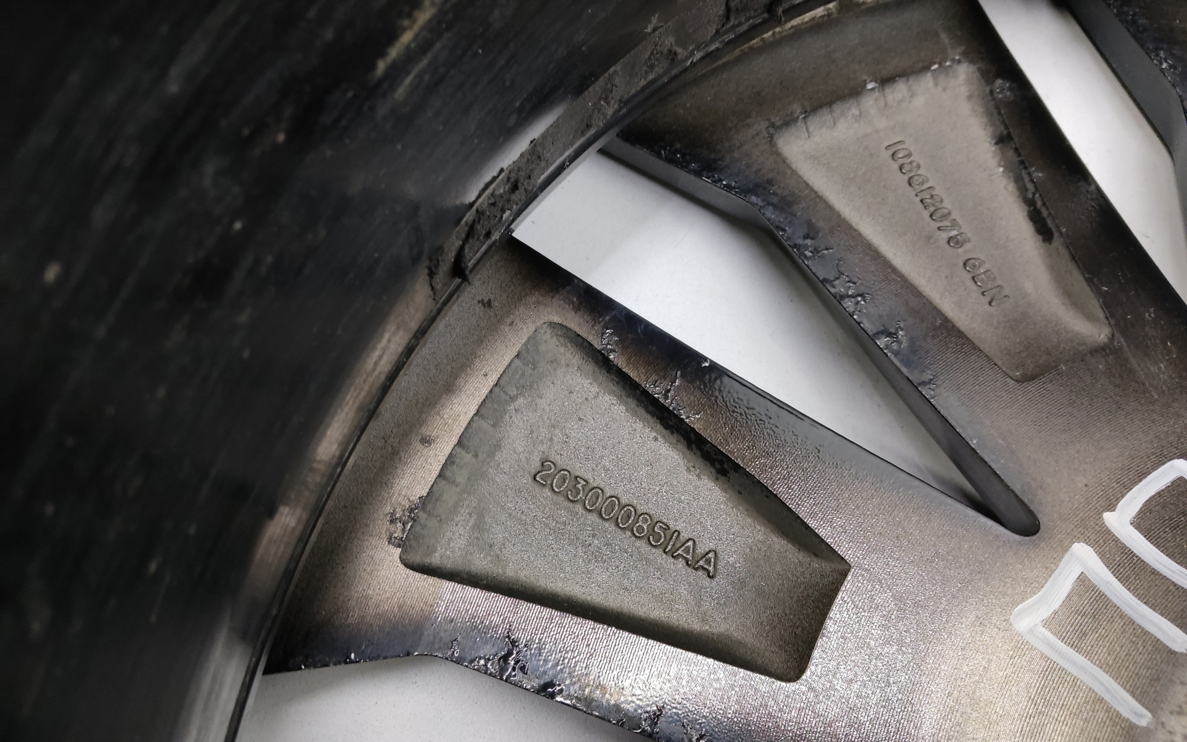 Диск колеса литой Exeed RX R20