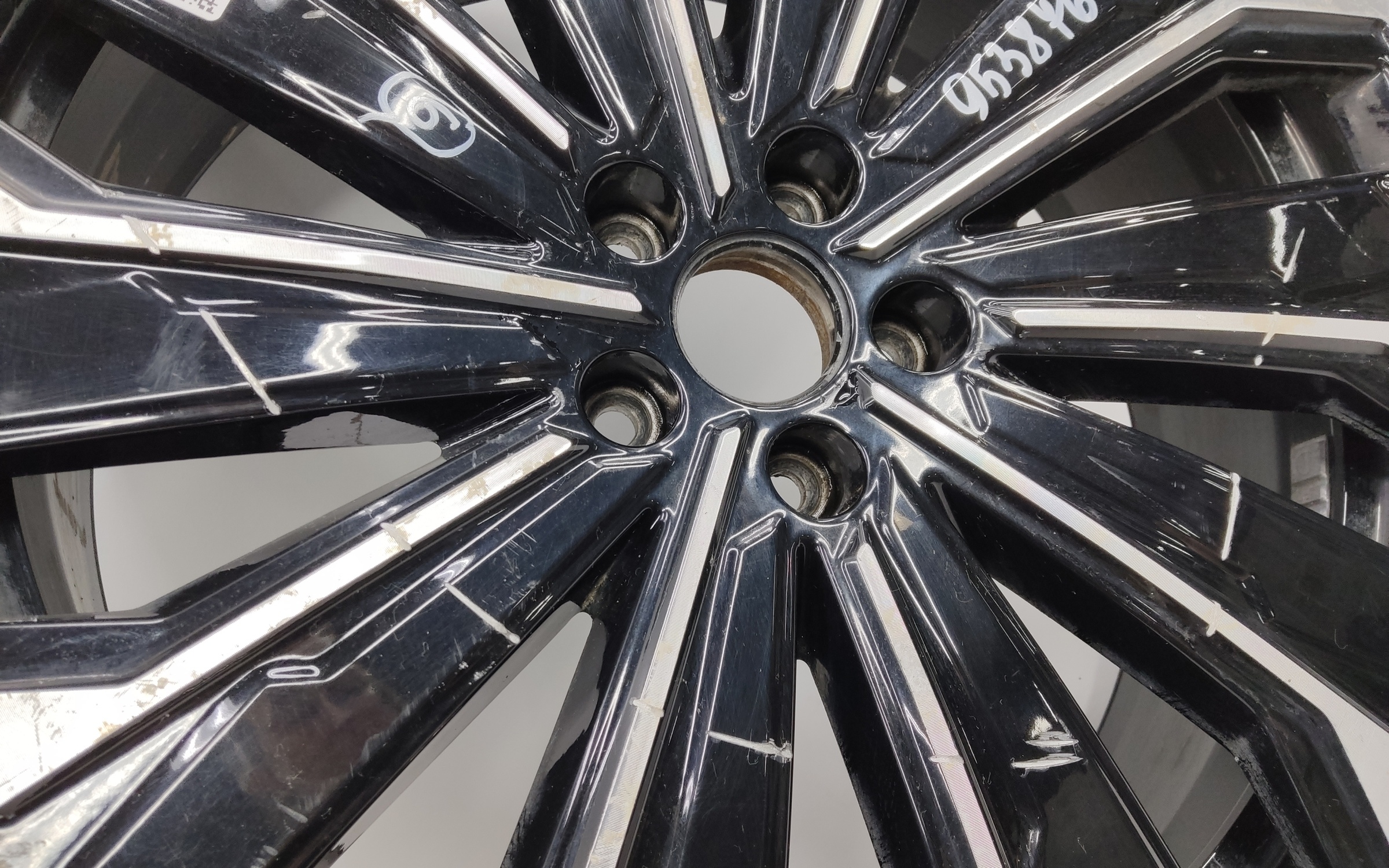 Диск колеса литой Exeed RX R20