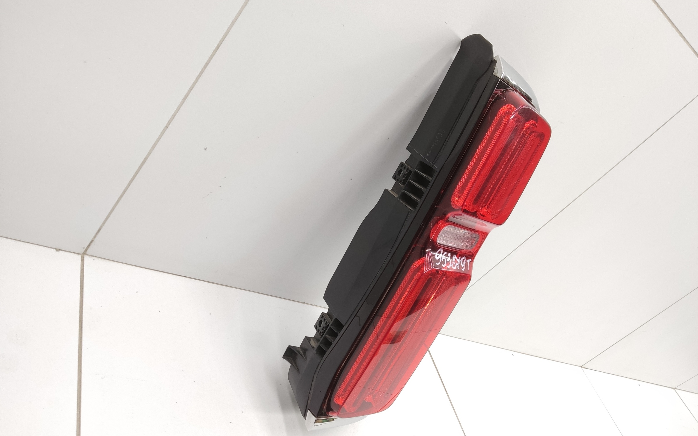 Фонарь задний правый Tank 500 LED