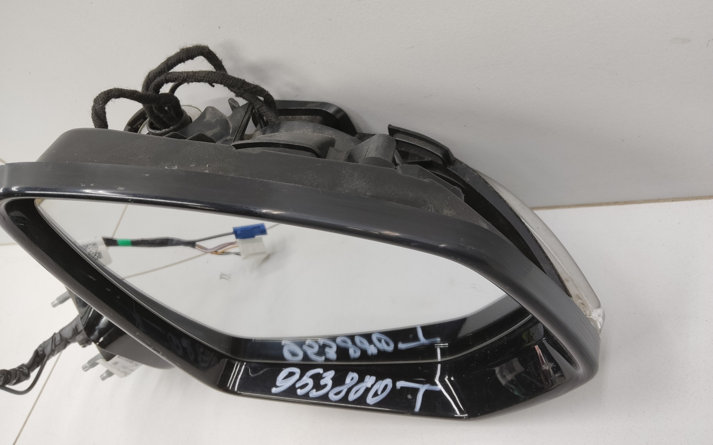 Зеркало правое Haval F7 2 6+1 контактов