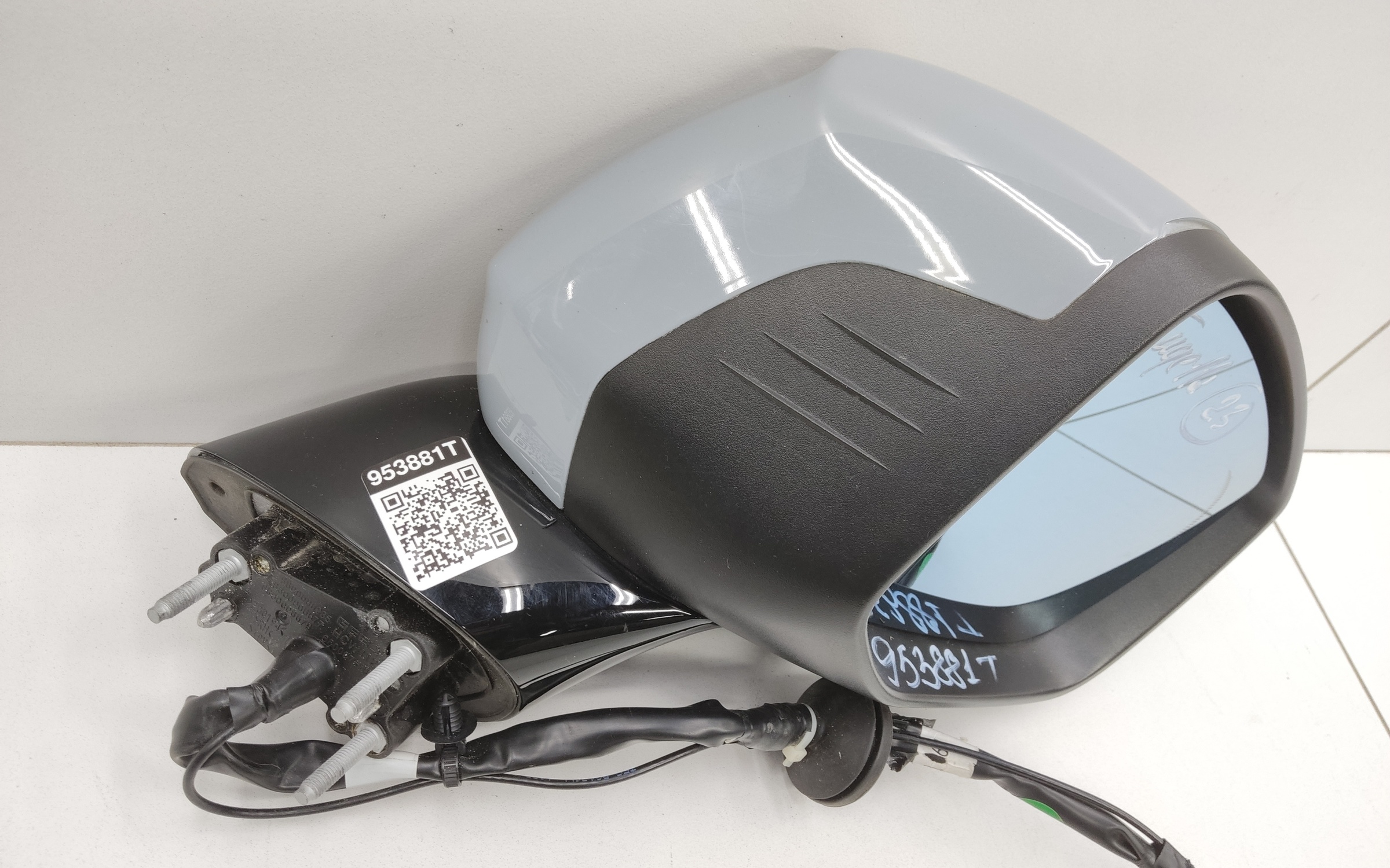 Зеркало правое Geely Tugella 16+1 контактов