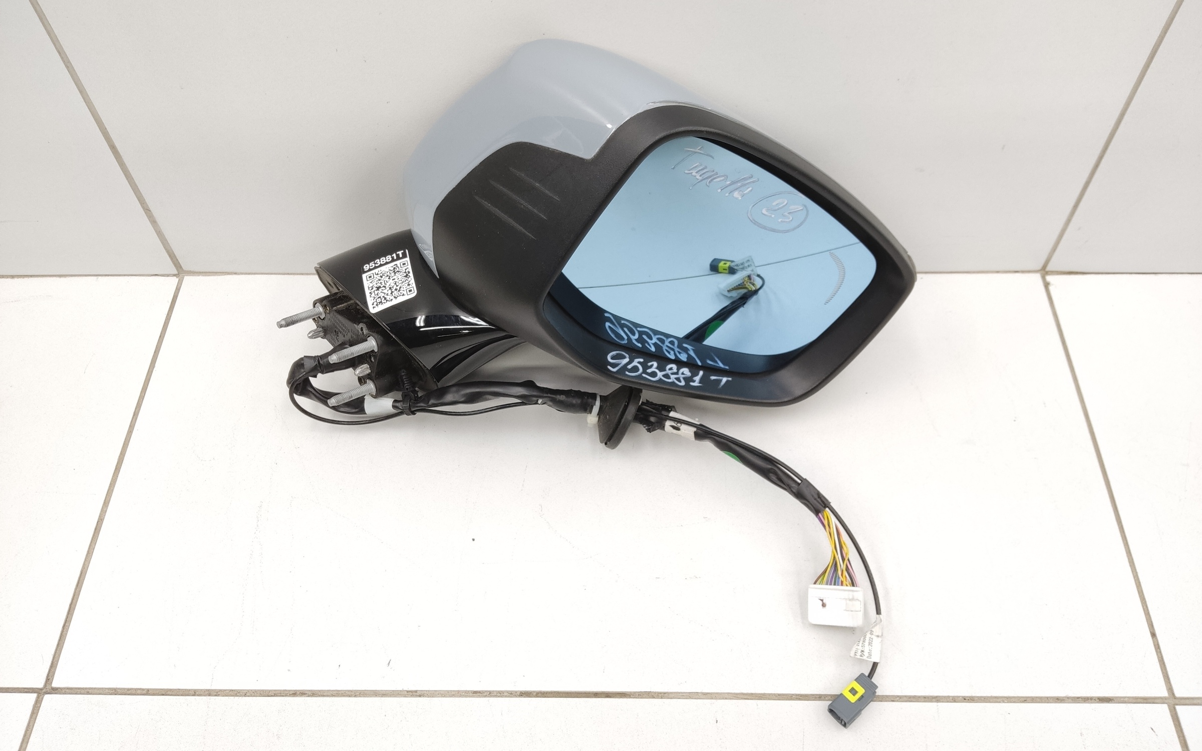 Зеркало правое Geely Tugella 16+1 контактов