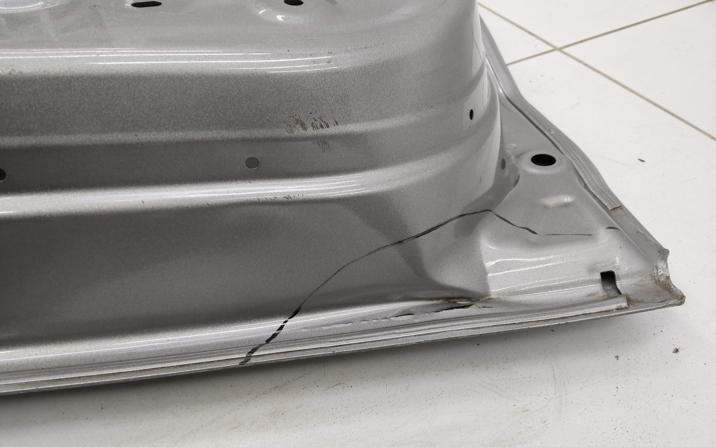 Дверь задняя левая Haval Jolion без молдинга