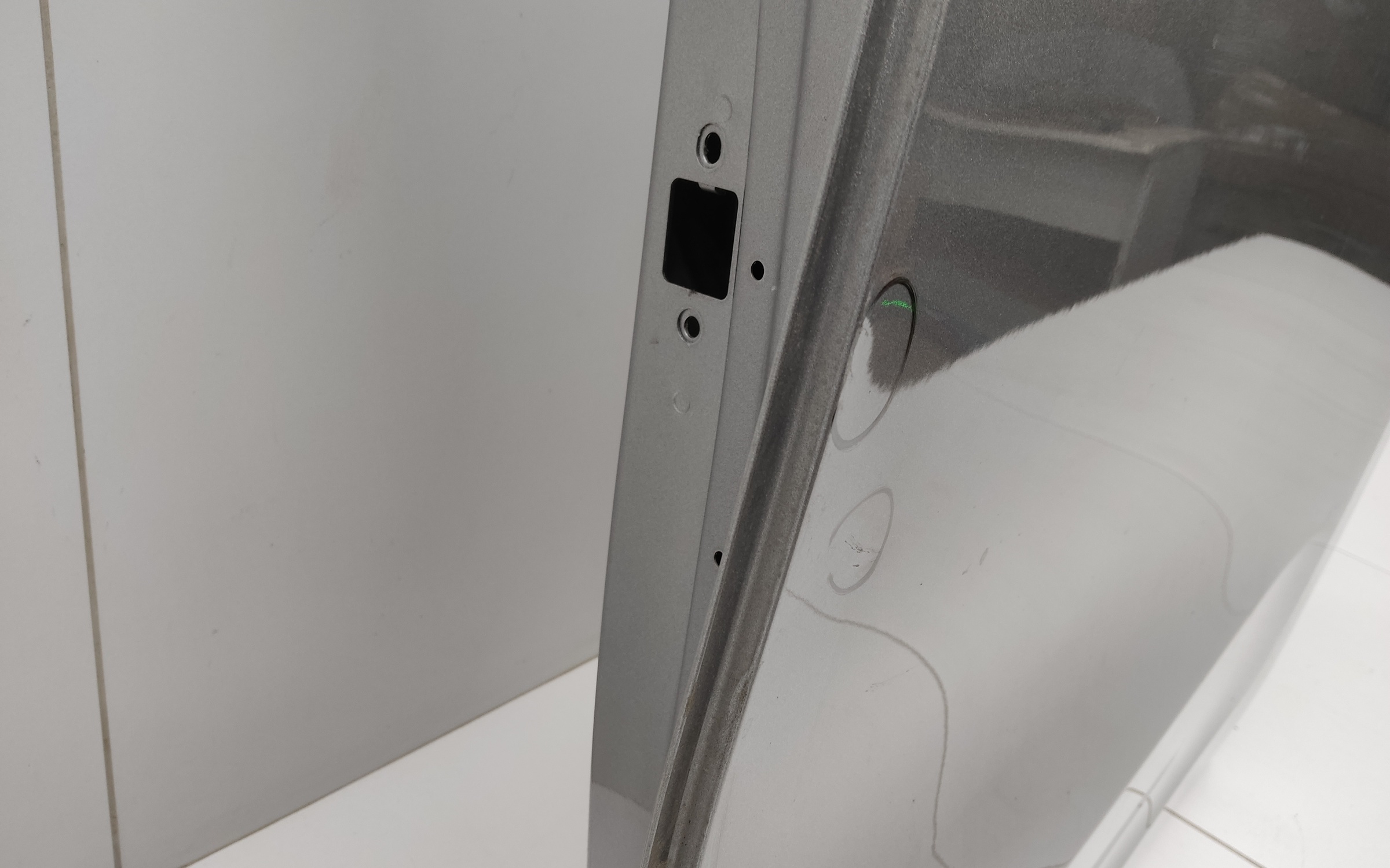 Дверь задняя левая Haval Jolion без молдинга