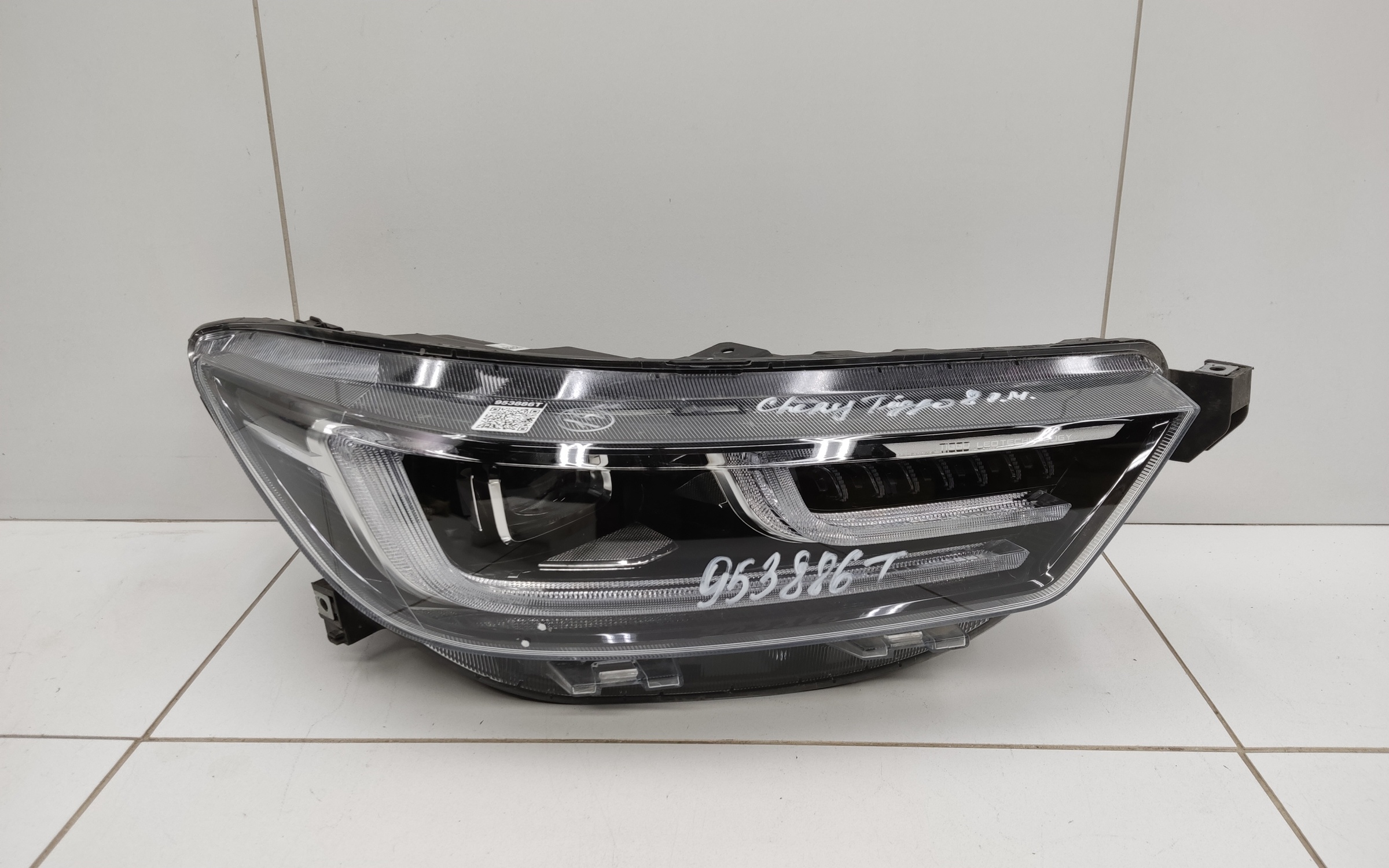 Фара передняя правая Chery Tiggo 8 Pro Max LED