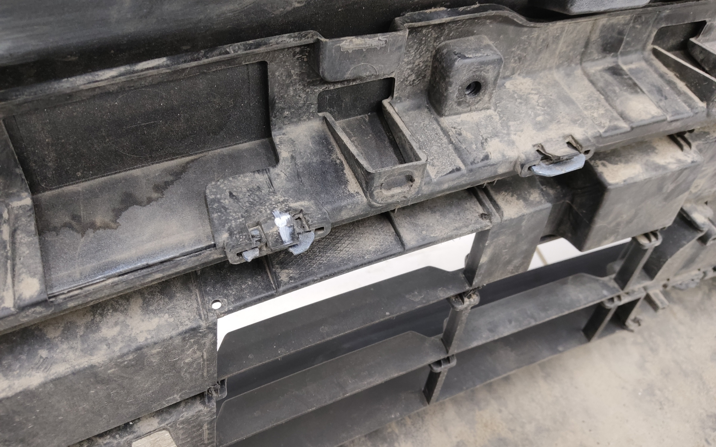 Бампер передний Geely Cityray