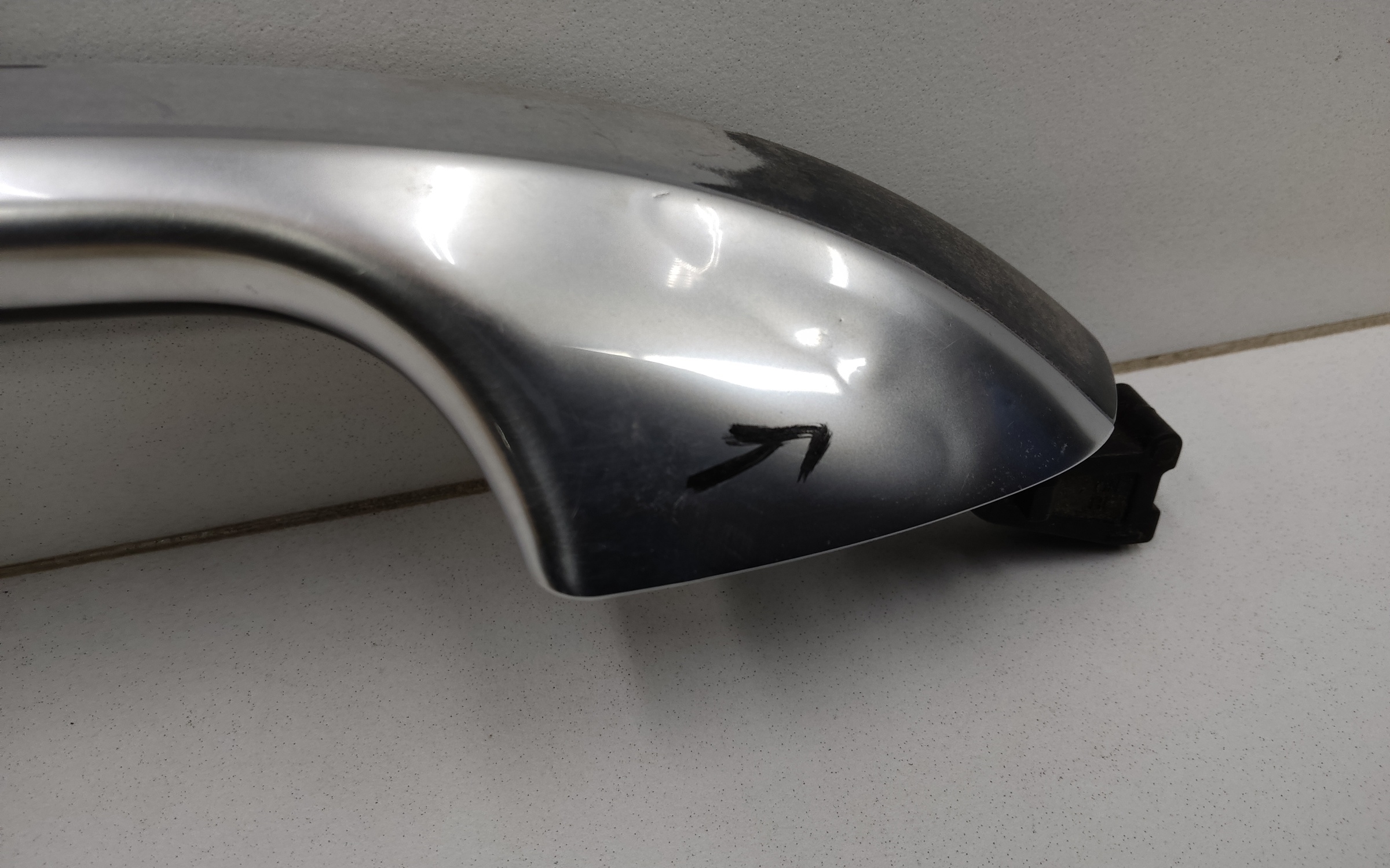 Ручка двери задней левой/правой наружная Kia Sorento 4