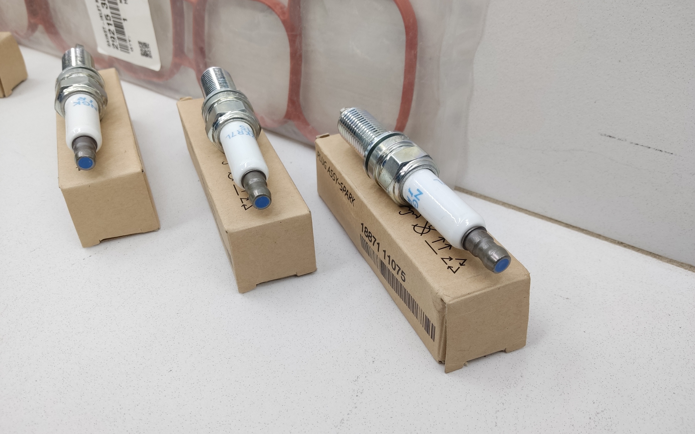 Комплект свечей зажигания Kia Sorento 4