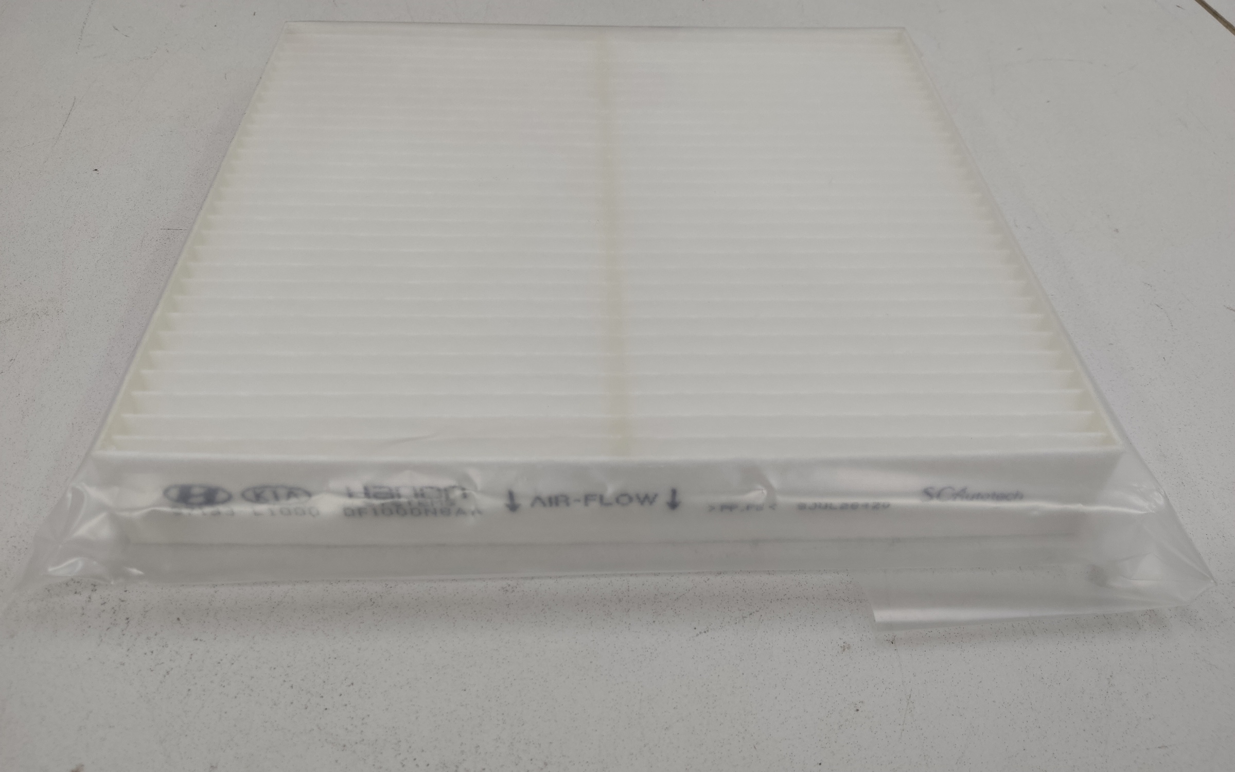 Фильтр салона Kia Sorento 4