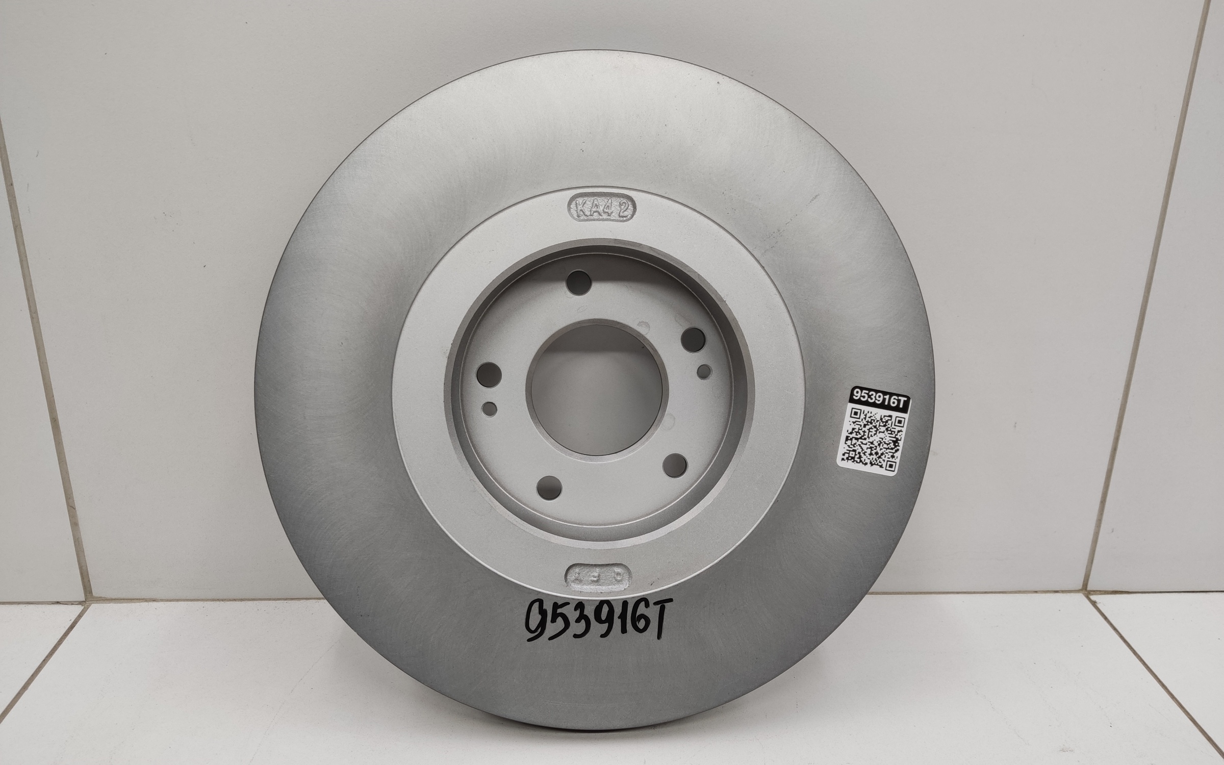 Диск тормозной передний Kia Carnival 4  17 дюймов