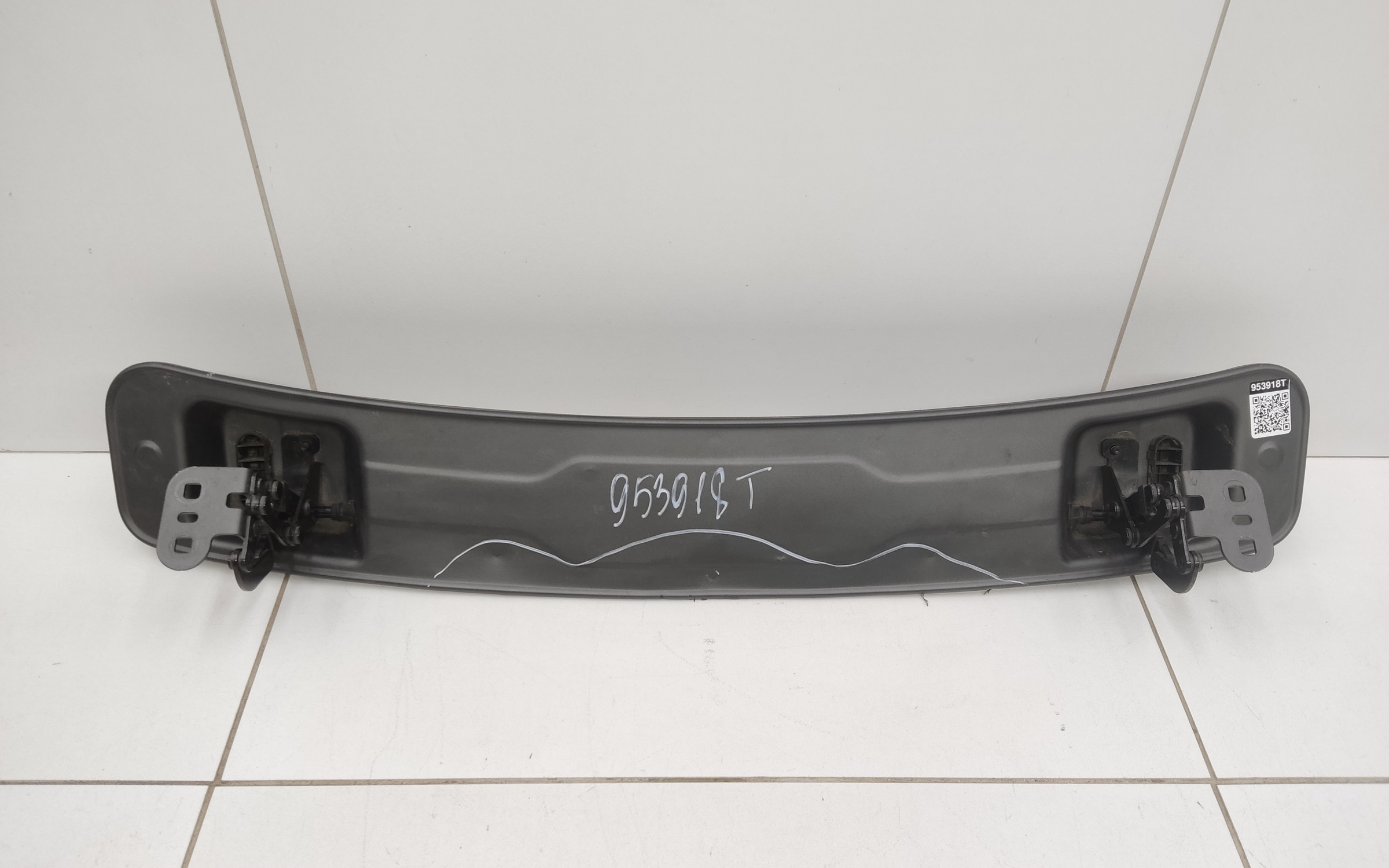 Механизм спойлера крышки багажника Changan Uni-V