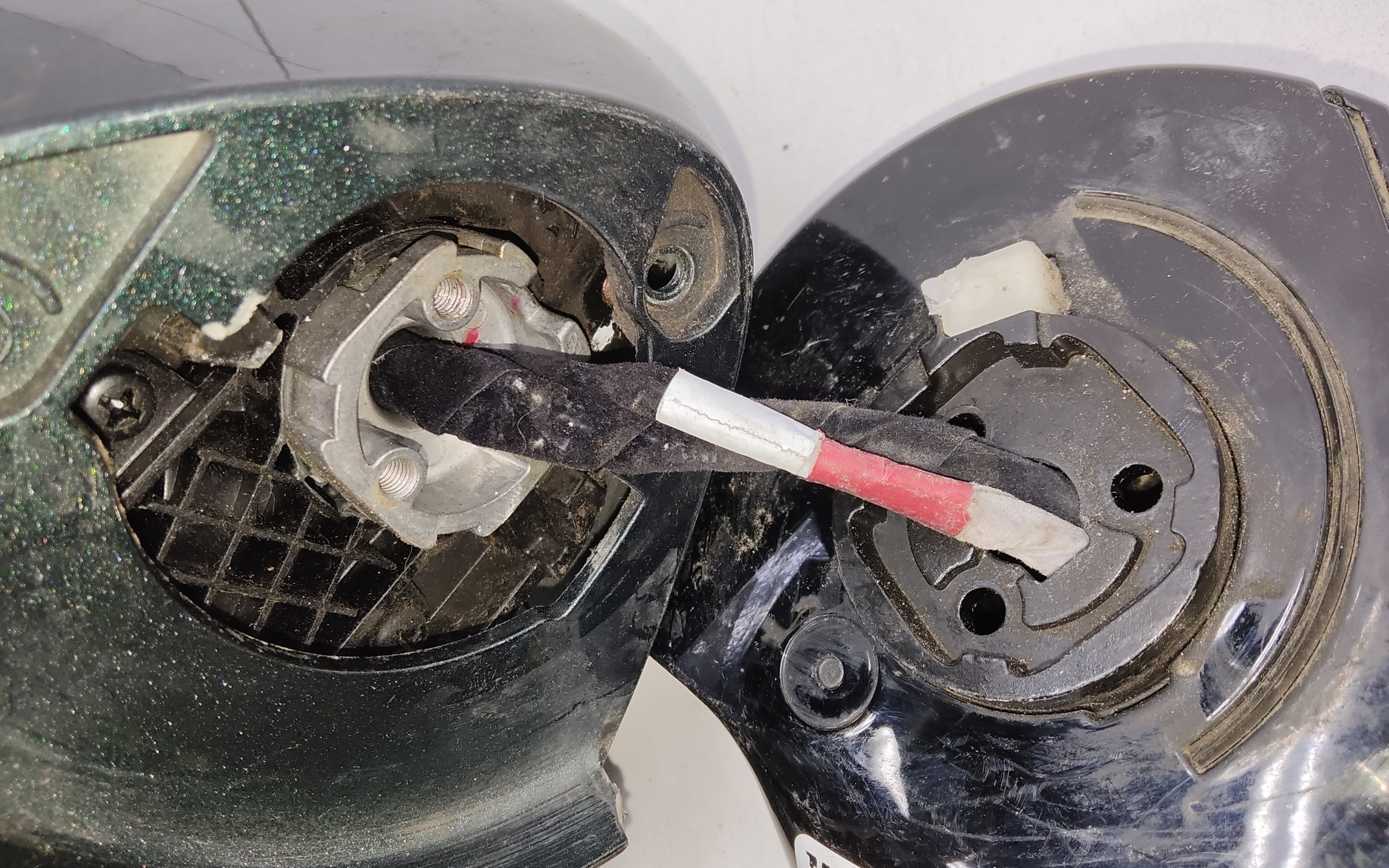 Зеркало левое Genesis GV80 9+1 контактов