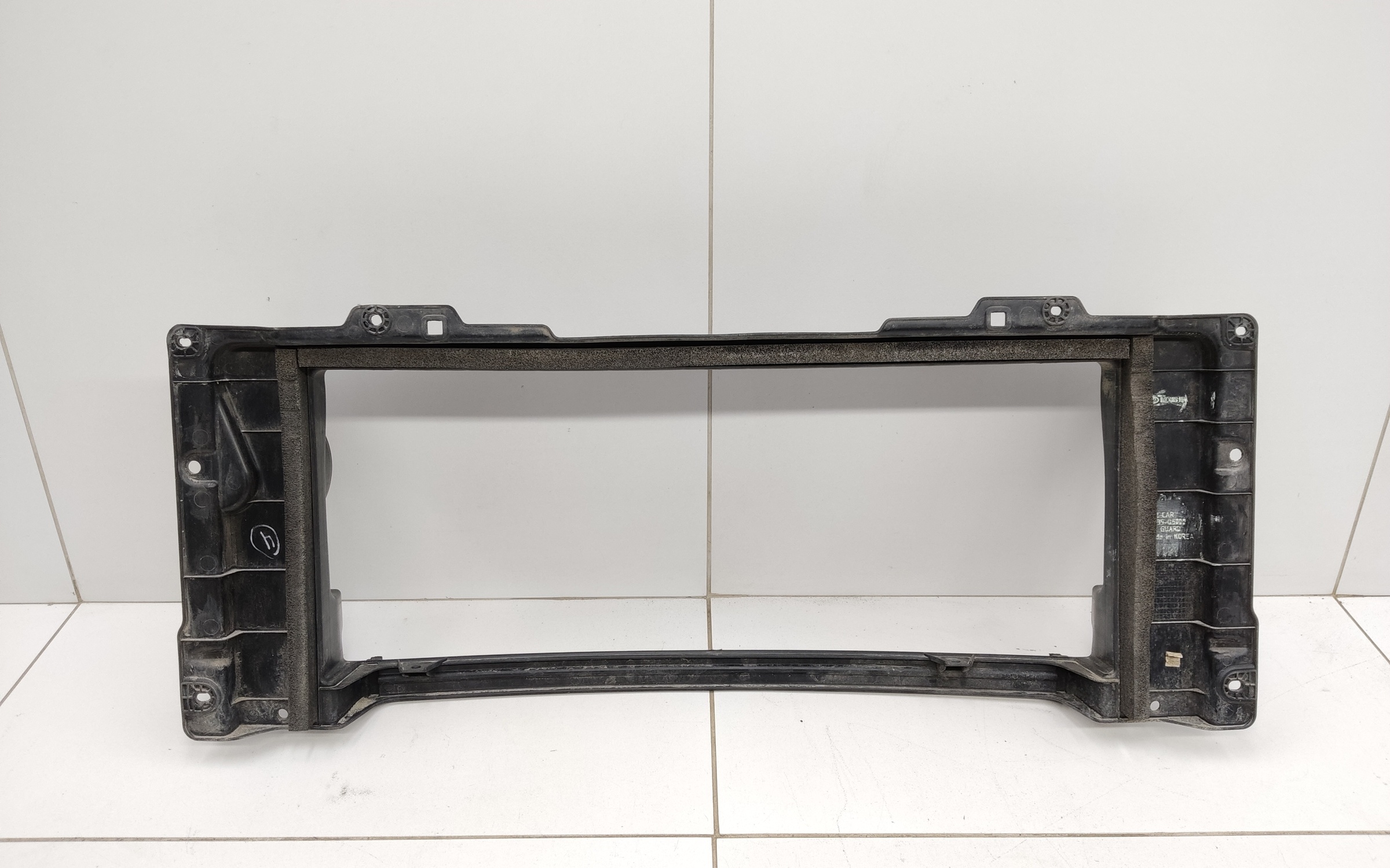 Дефлектор радиатора Kia Seltos