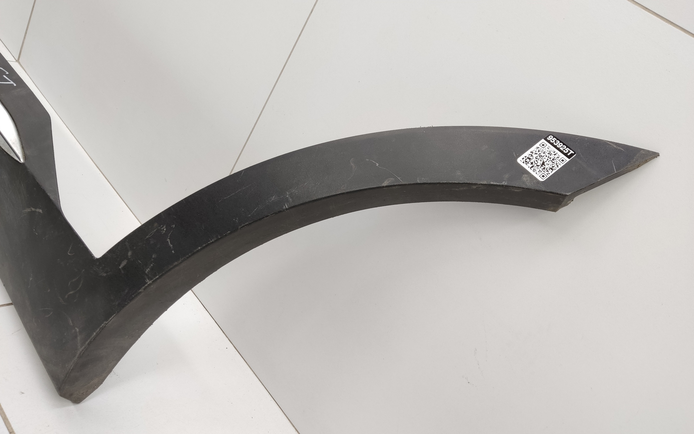 Накладка двери задней левой Kia Sorento 4