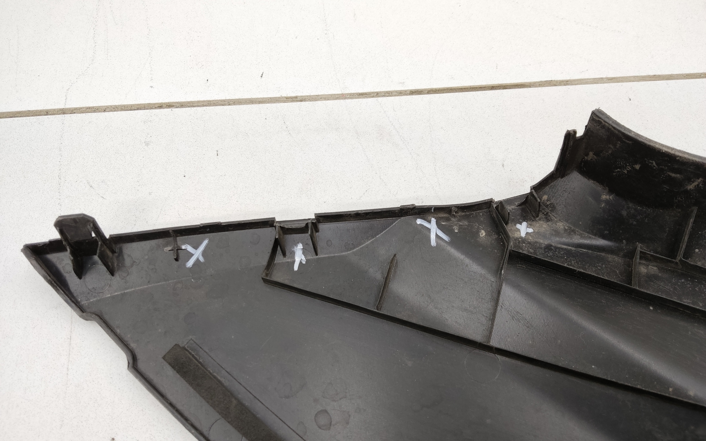 Накладка моторного отсека правая Chery Tiggo 7 Pro