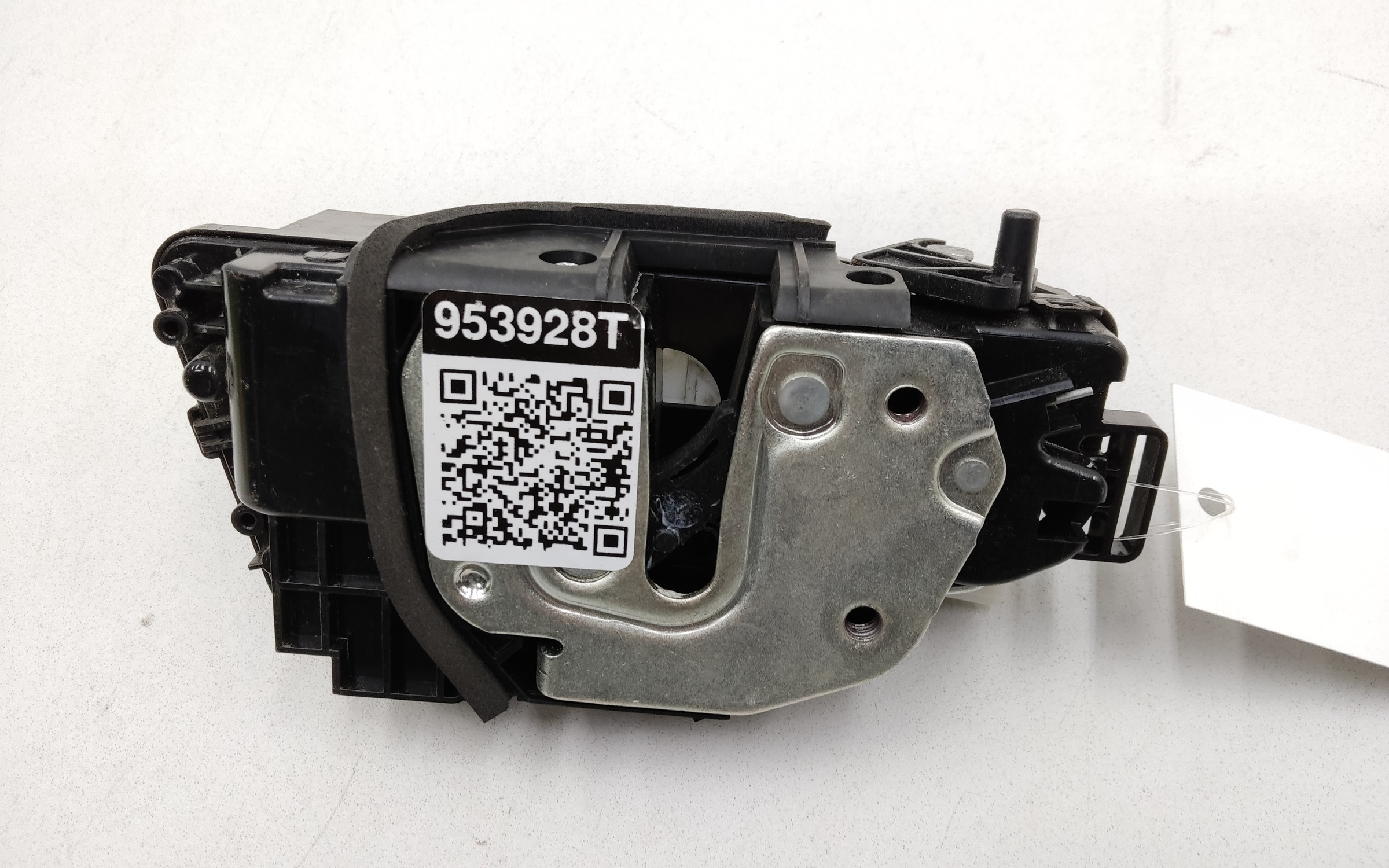 Замок двери задней левой Haval Dargo