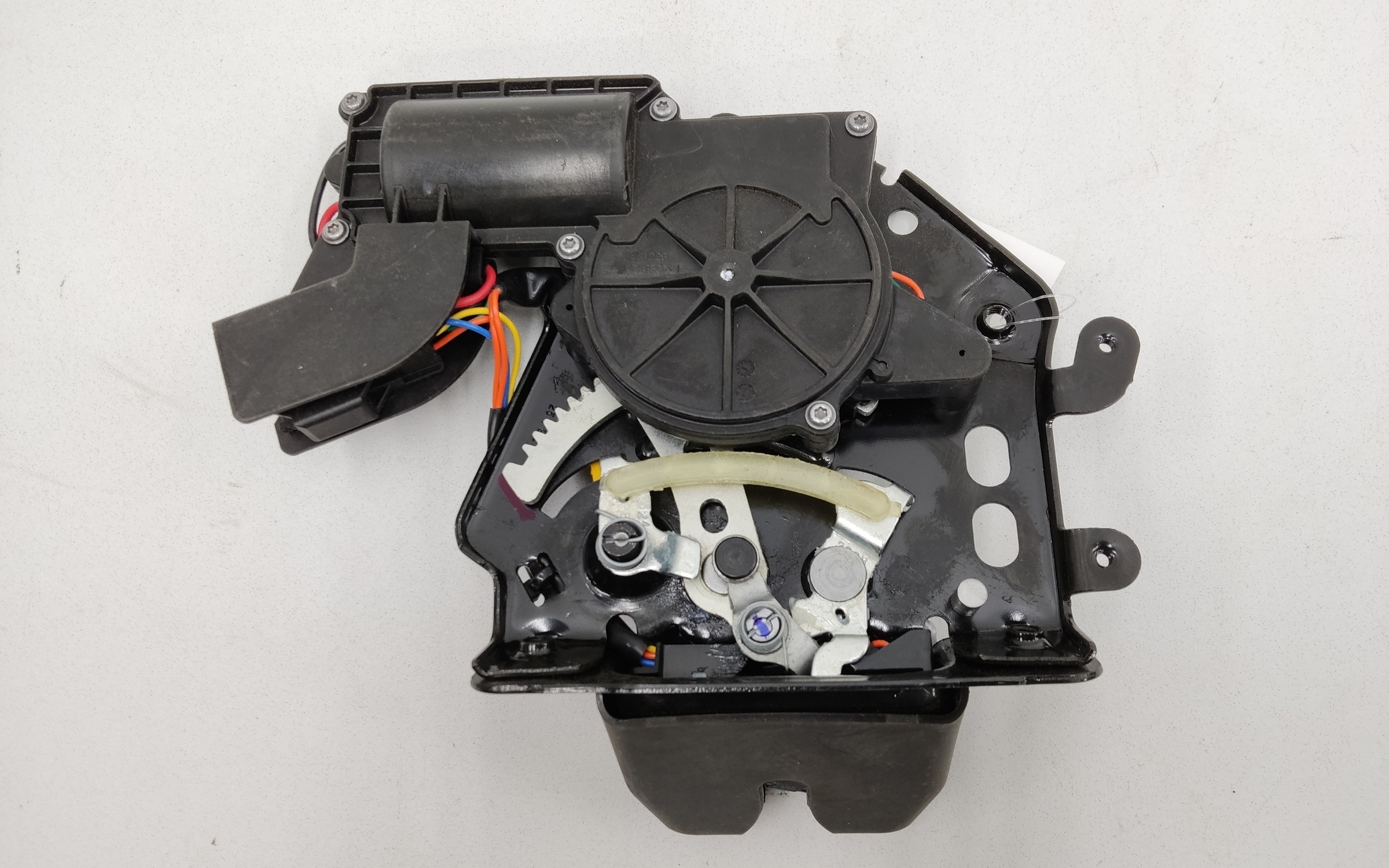 Замок крышки багажника Changan UNI-K