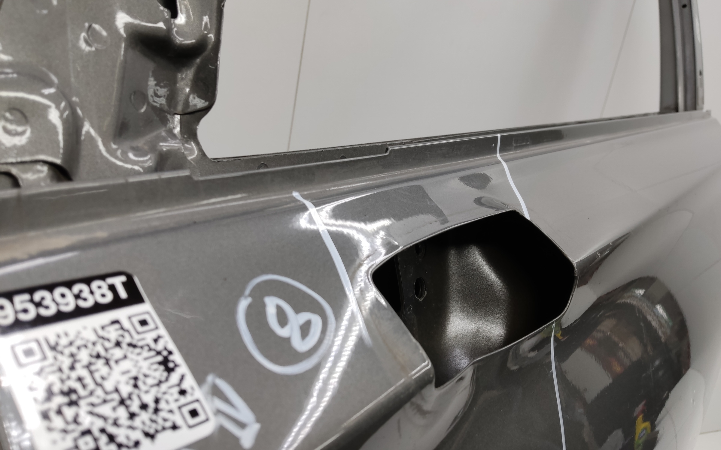 Дверь передняя левая Hyundai Santa Fe 4