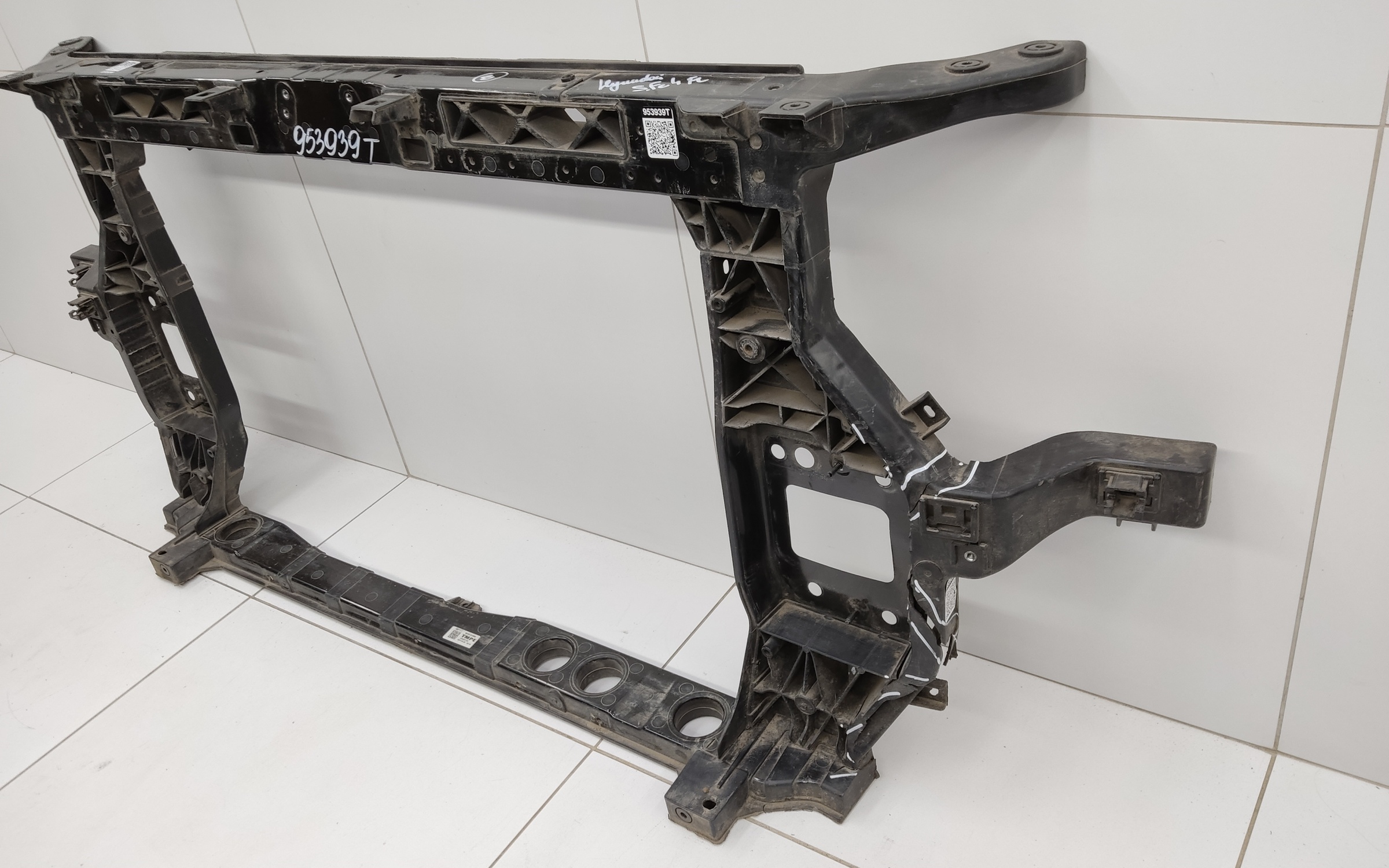 Панель передняя Hyundai Santa Fe 4 Restail