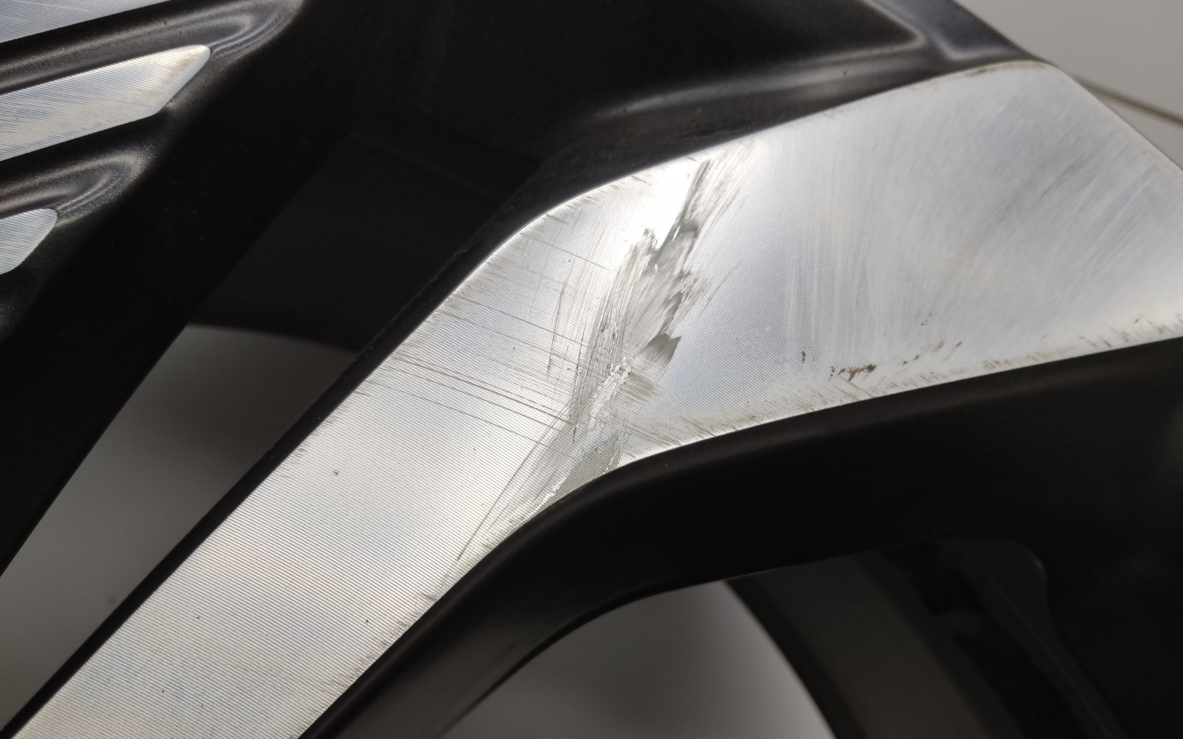 Диск колеса литой Geely Monjaro R20