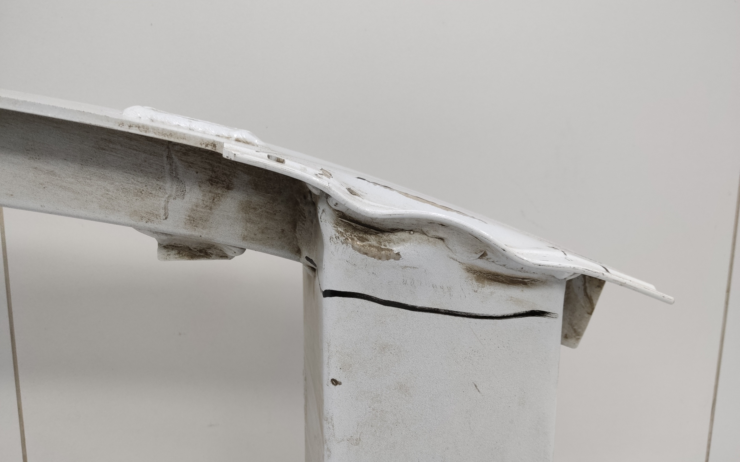 Усилитель переднего бампера Geely Tugella